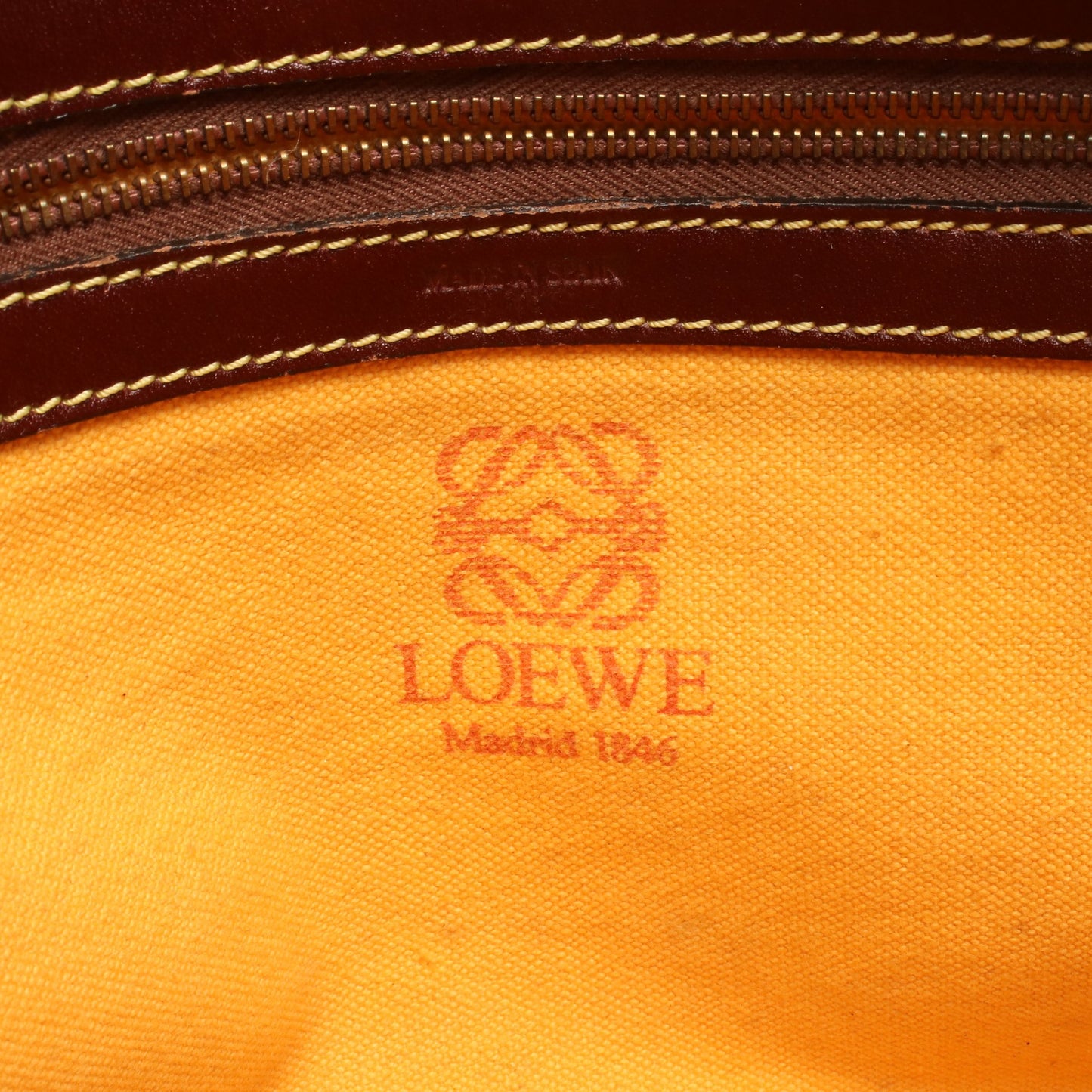 アナグラム ショルダーバッグ スエード レザー カーキグリーン ブラウン ロエベ バッグ LOEWE