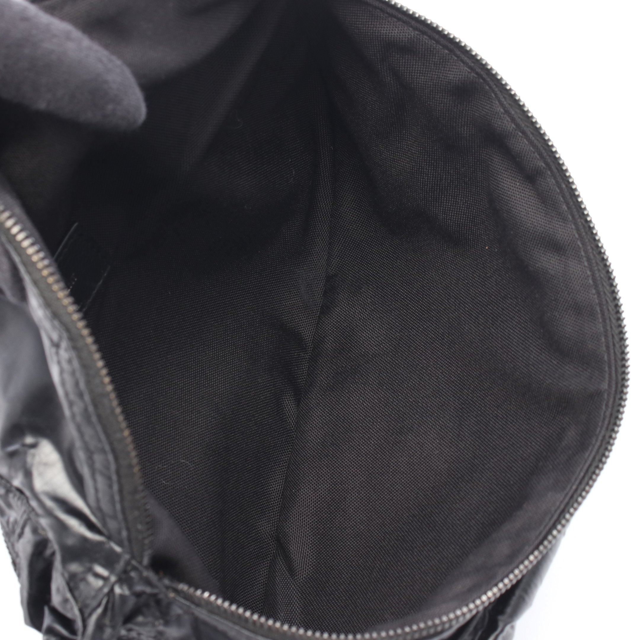 Nuxx Crossbody Bag ウエストバッグ ボディバッグ ロゴプリント