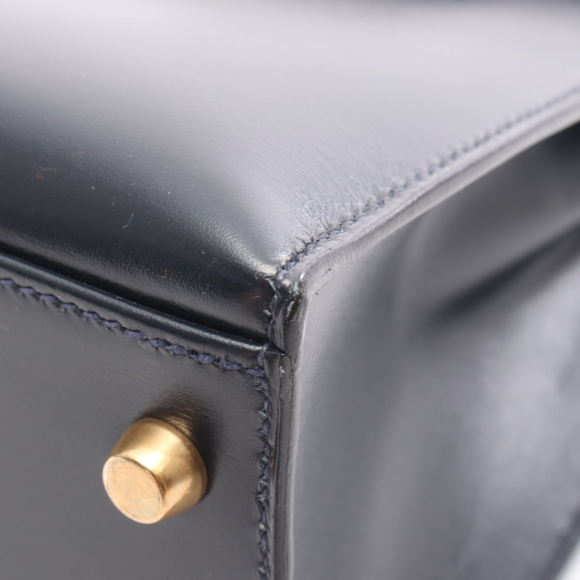 ケリー28 ブルーインディゴ ハンドバッグ ボックスカーフ ネイビー ゴールド金具 外縫い 2WAY ○W刻印 エルメス バッグ HERMES