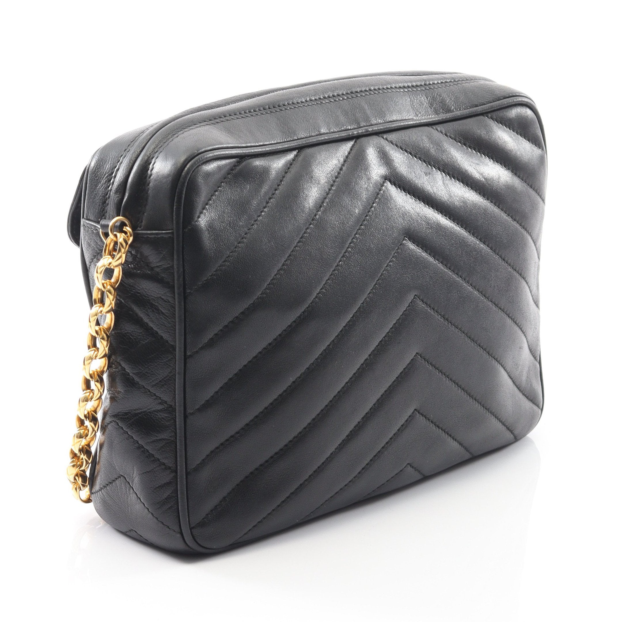 Vステッチ チェーンショルダーバッグ ラムスキン ブラック ゴールド