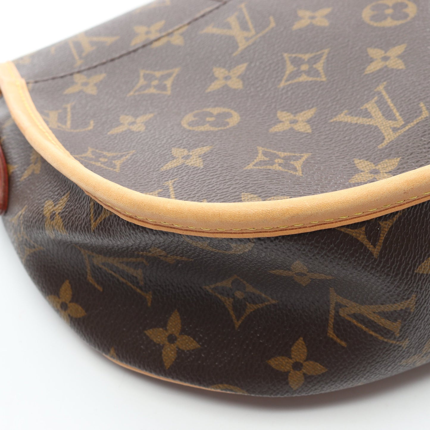 メニルモンタンPM モノグラム ショルダーバッグ PVC レザー ブラウン ルイヴィトン バッグ LOUIS VUITTON