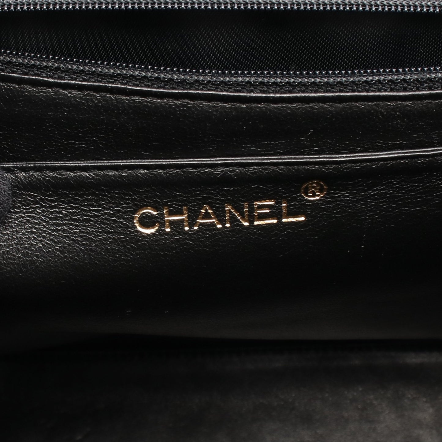 マトラッセ ハンドバッグ キャビアスキン ブラック ゴールド金具 シャネル バッグ CHANEL