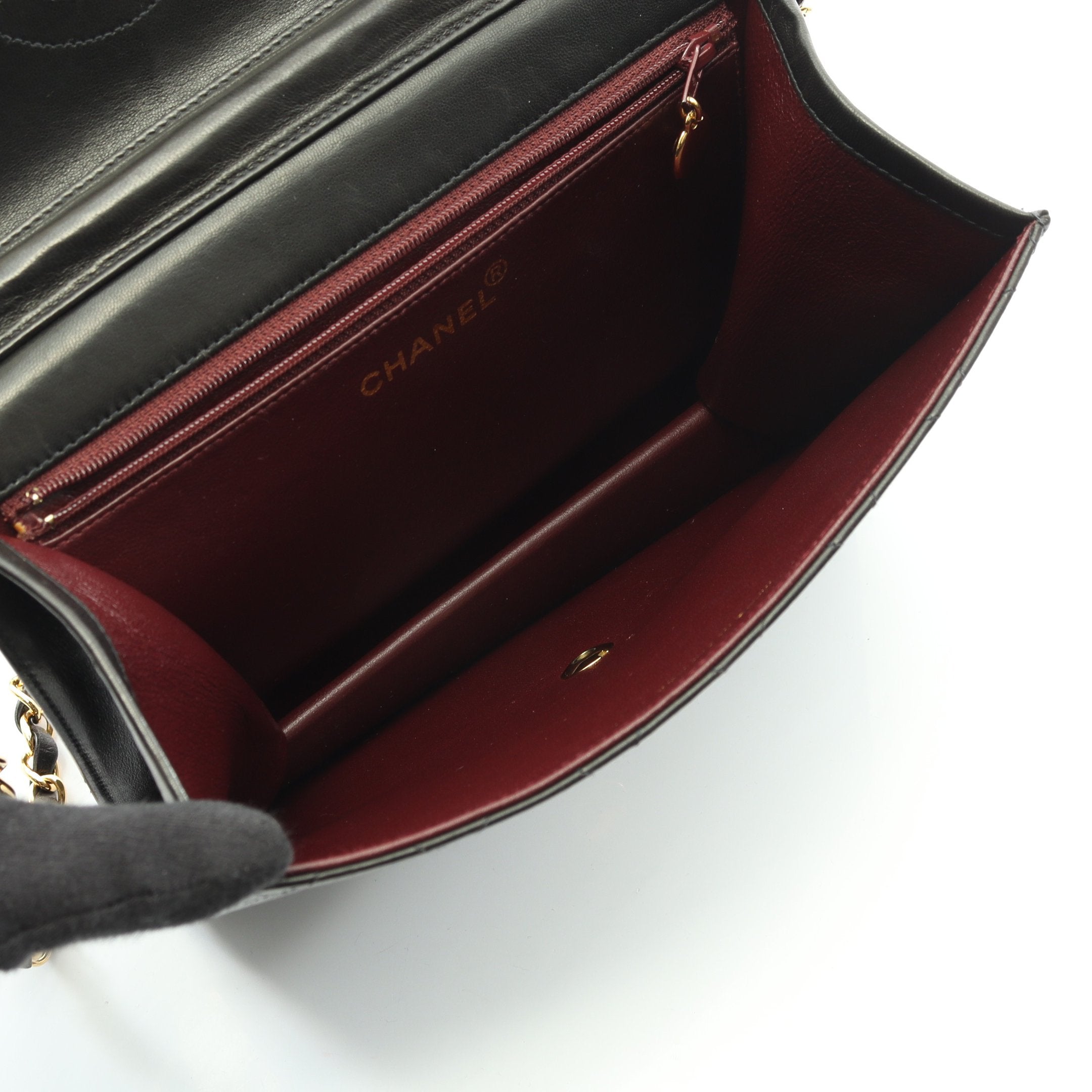 マトラッセ シングルフラップ チェーンショルダーバッグ ラムスキン