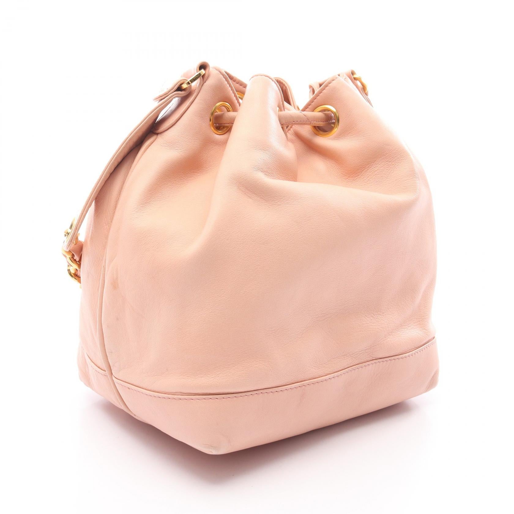 美品 シャネル ビコローレ 巾着 チェーン ショルダー ココ ゴールド ポーチ付 CHANEL シャネル マトラッセ 巾着ショルダーバッグ ゴールド金具 ココ