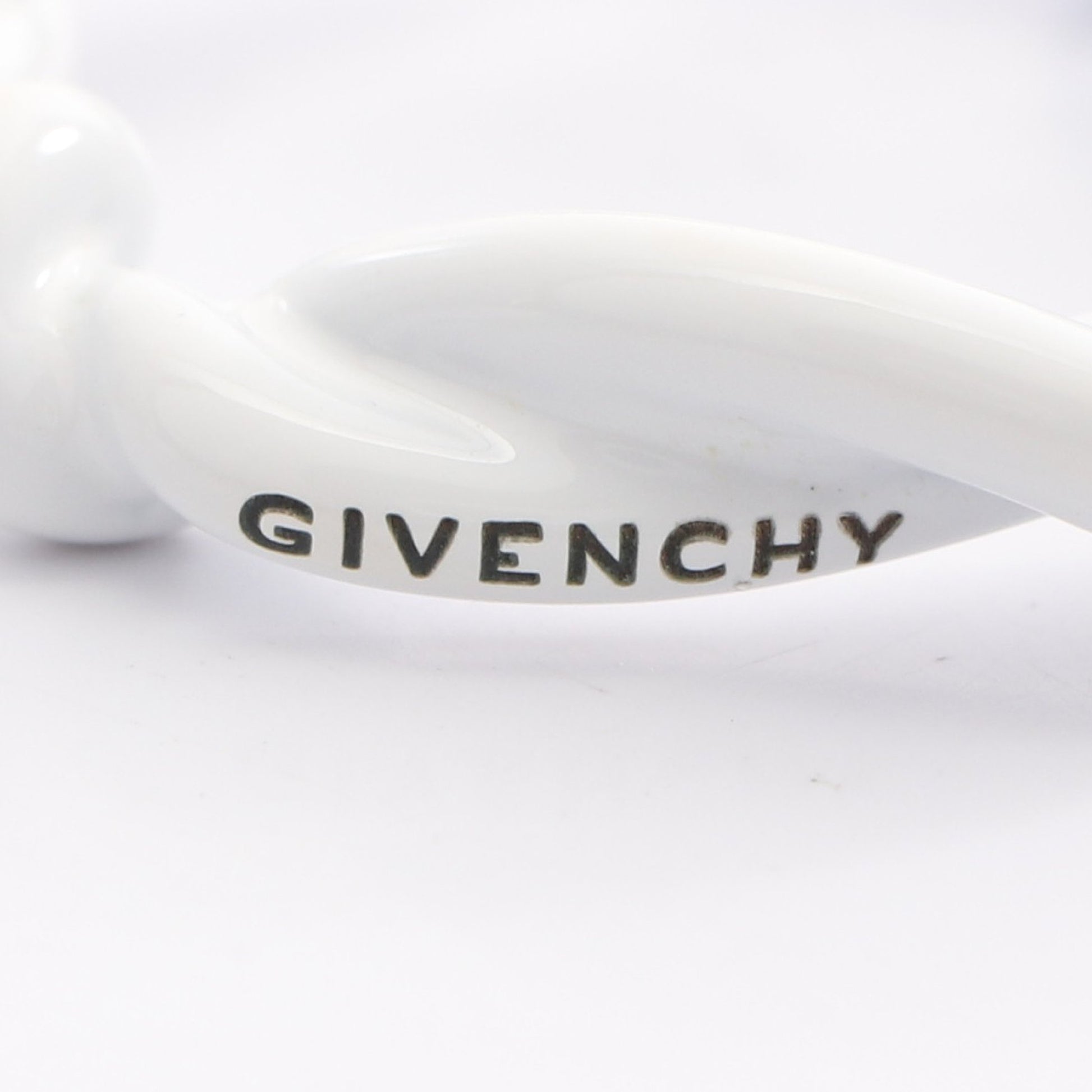 TWISTED RING リング 指輪 真鍮 ラインストーン ホワイト ブルー ジバンシィ アクセサリー GIVENCHY