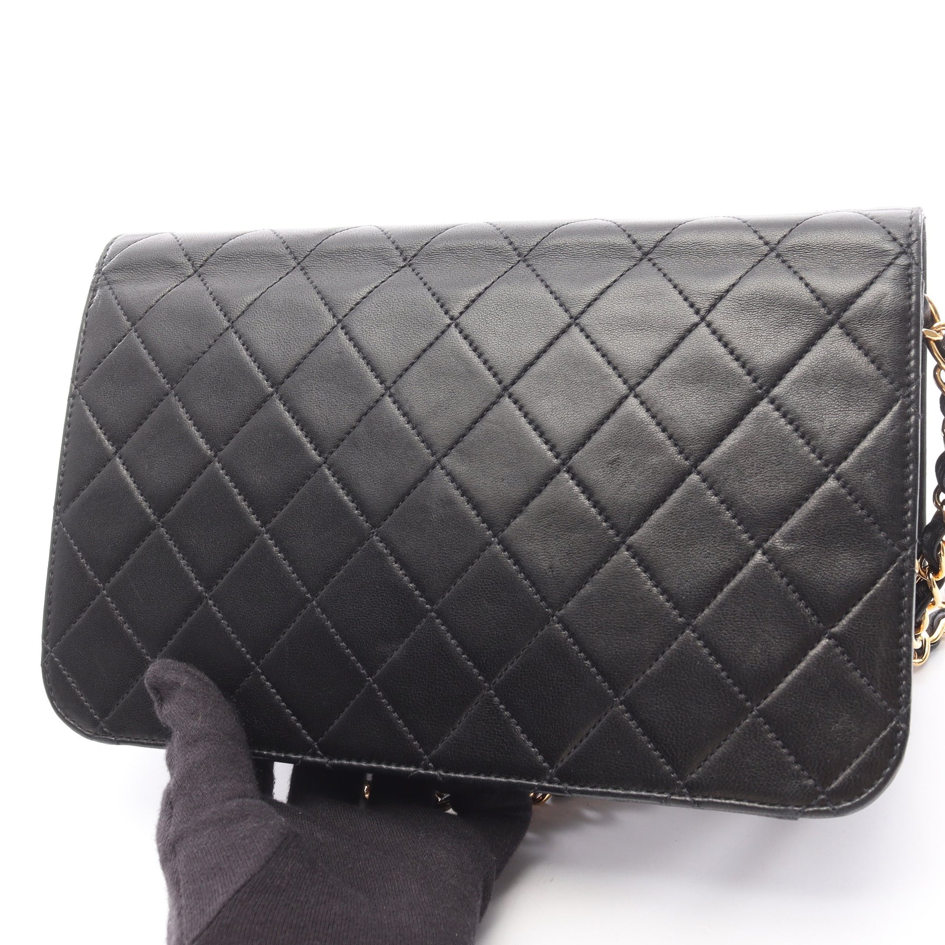 マトラッセ フルフラップ チェーンショルダーバッグ ラムスキン ブラック ゴールド金具 シャネル バッグ CHANEL