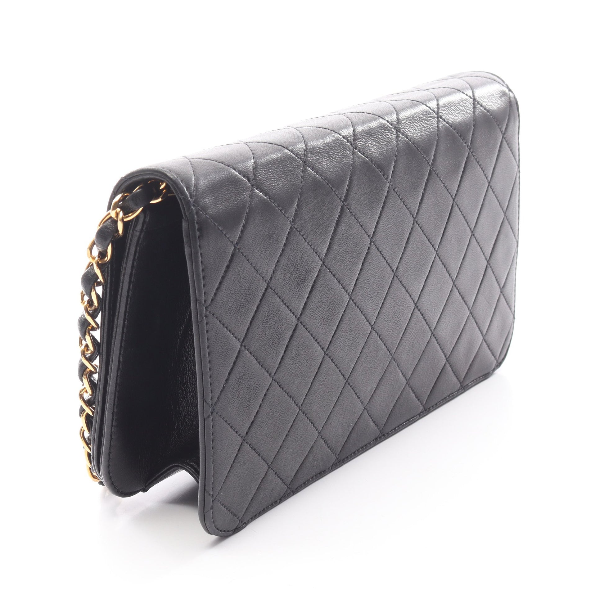 マトラッセ フルフラップ チェーンショルダーバッグ ラムスキン ブラック ゴールド金具 シャネル バッグ CHANEL