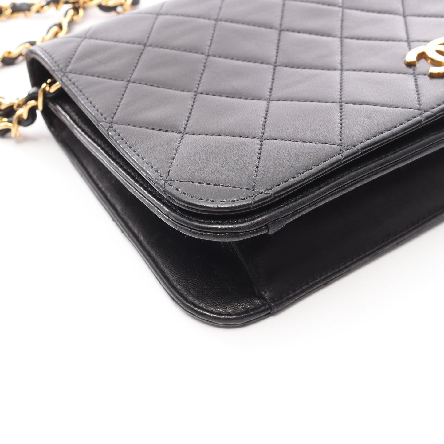 マトラッセ フルフラップ チェーンショルダーバッグ ラムスキン ブラック ゴールド金具 シャネル バッグ CHANEL