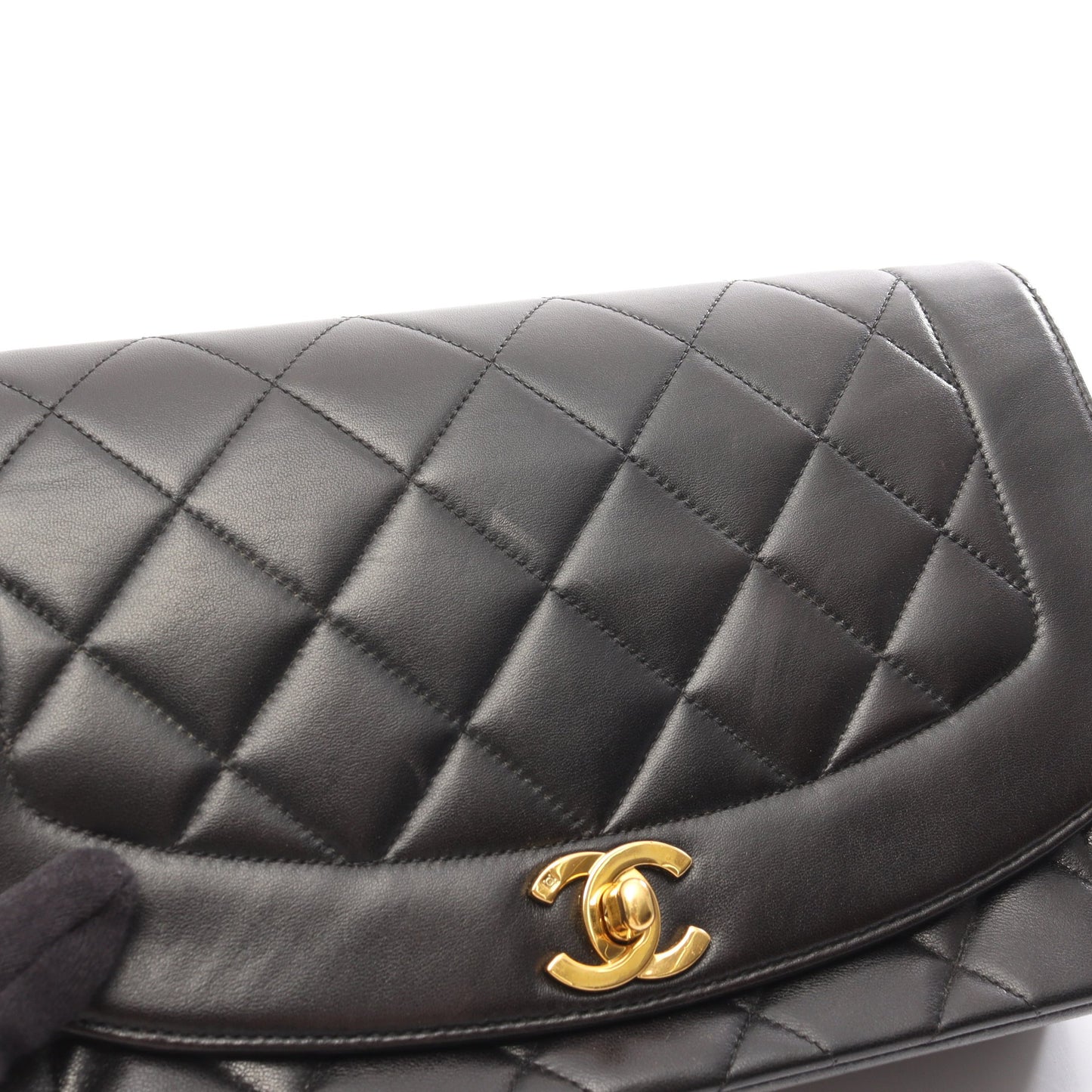 マトラッセ ダイアナフラップ チェーンショルダーバッグ ラムスキン ブラック ゴールド金具 シャネル バッグ CHANEL
