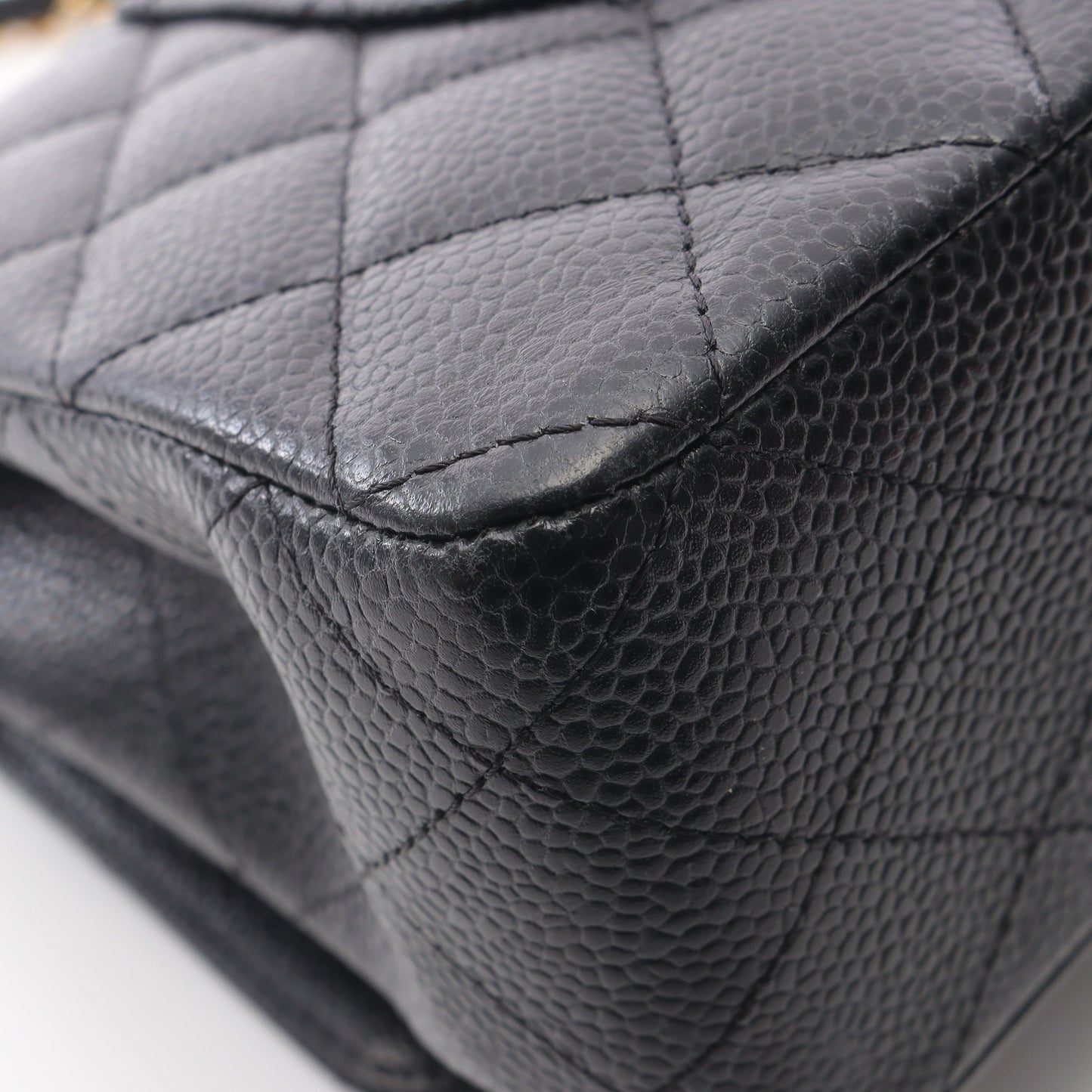 マトラッセ Wフラップ Wチェーンショルダーバッグ キャビアスキン ブラック ゴールド金具 シャネル バッグ CHANEL