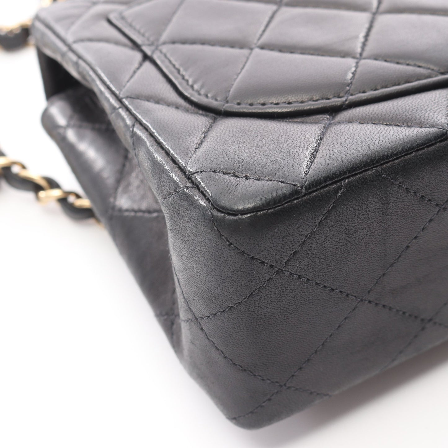ミニマトラッセ チェーンショルダーバッグ ラムスキン ブラック ゴールド金具 シャネル バッグ CHANEL