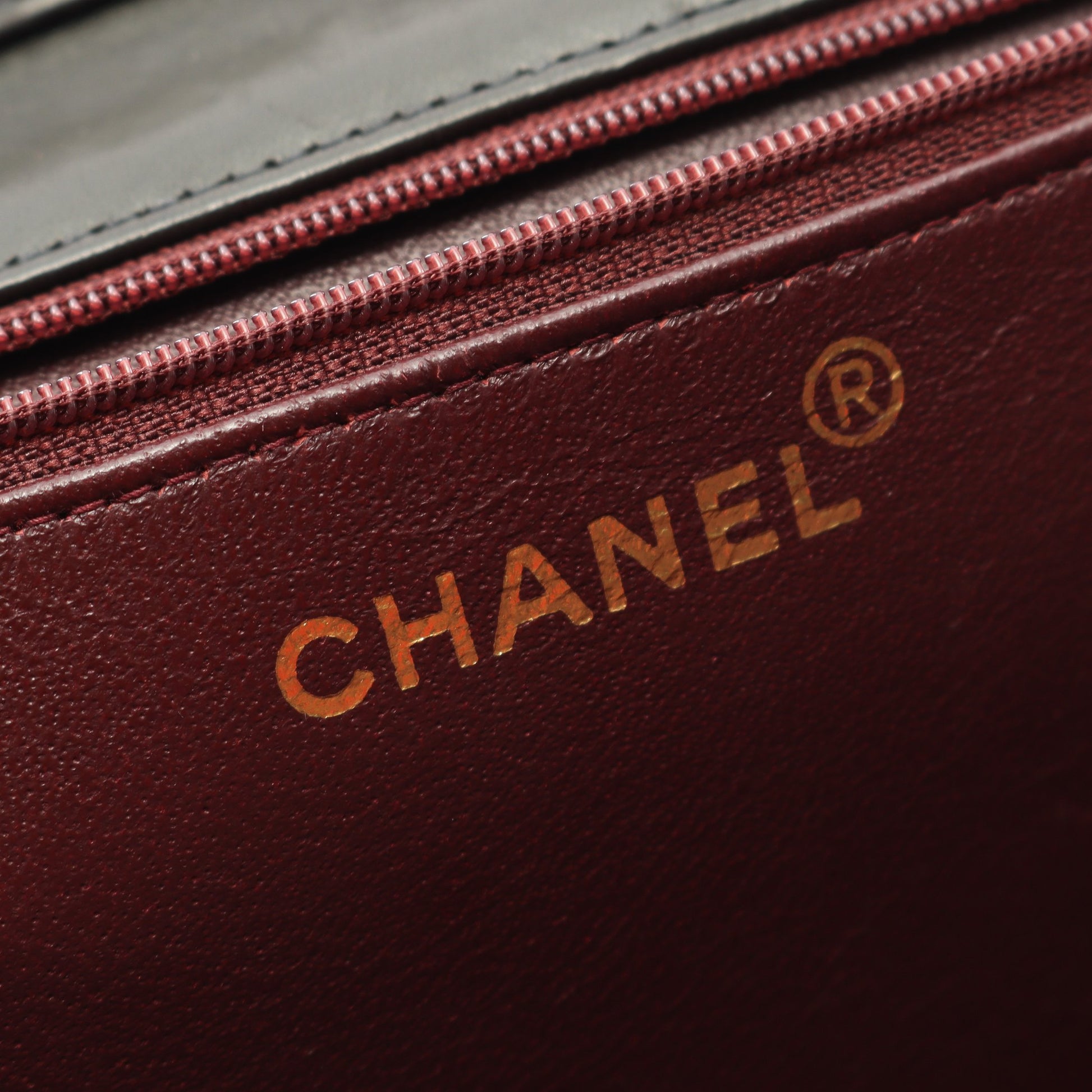 マトラッセ チェーンショルダーバッグ ラムスキン ブラック ゴールド金具 シャネル バッグ CHANEL