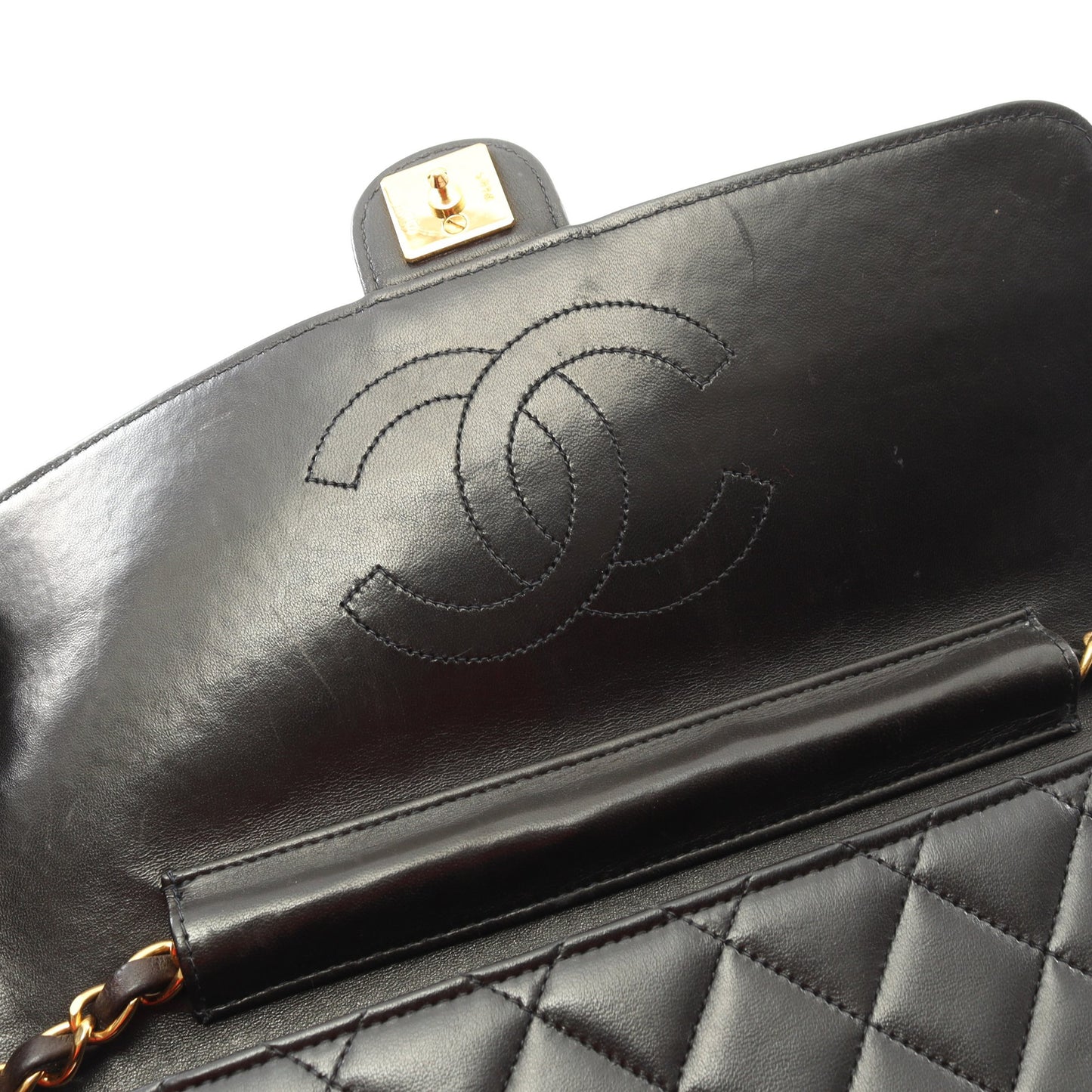 マトラッセ チェーンショルダーバッグ ラムスキン ブラック ゴールド金具 シャネル バッグ CHANEL