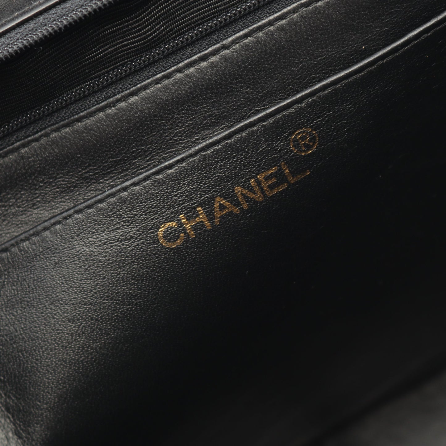 デカマトラッセ30 シングルフラップ Wチェーンショルダーバッグ ラムスキン ブラック ゴールド金具 シャネル バッグ CHANEL