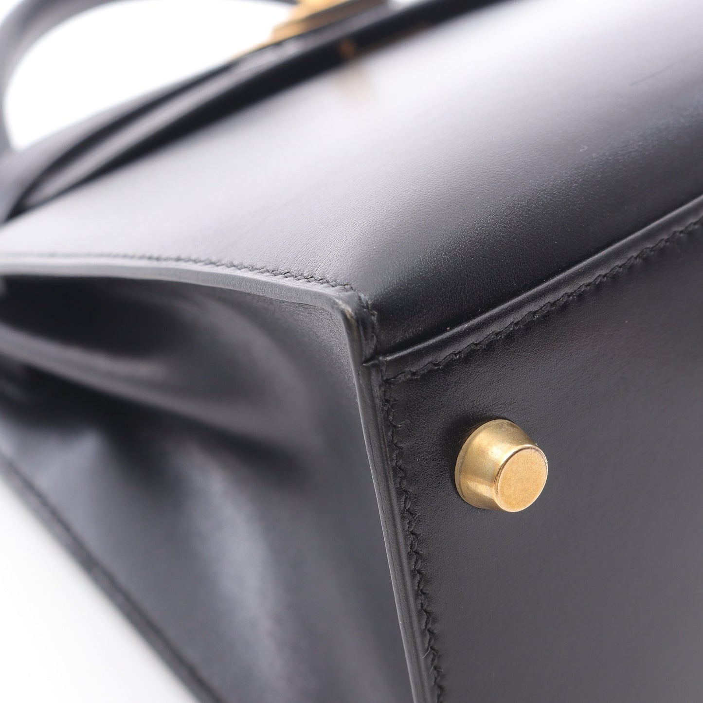 ケリー28 ハンドバッグ ボックスカーフ ブラック ゴールド金具 外縫い 2WAY ○A刻印 エルメス バッグ HERMES