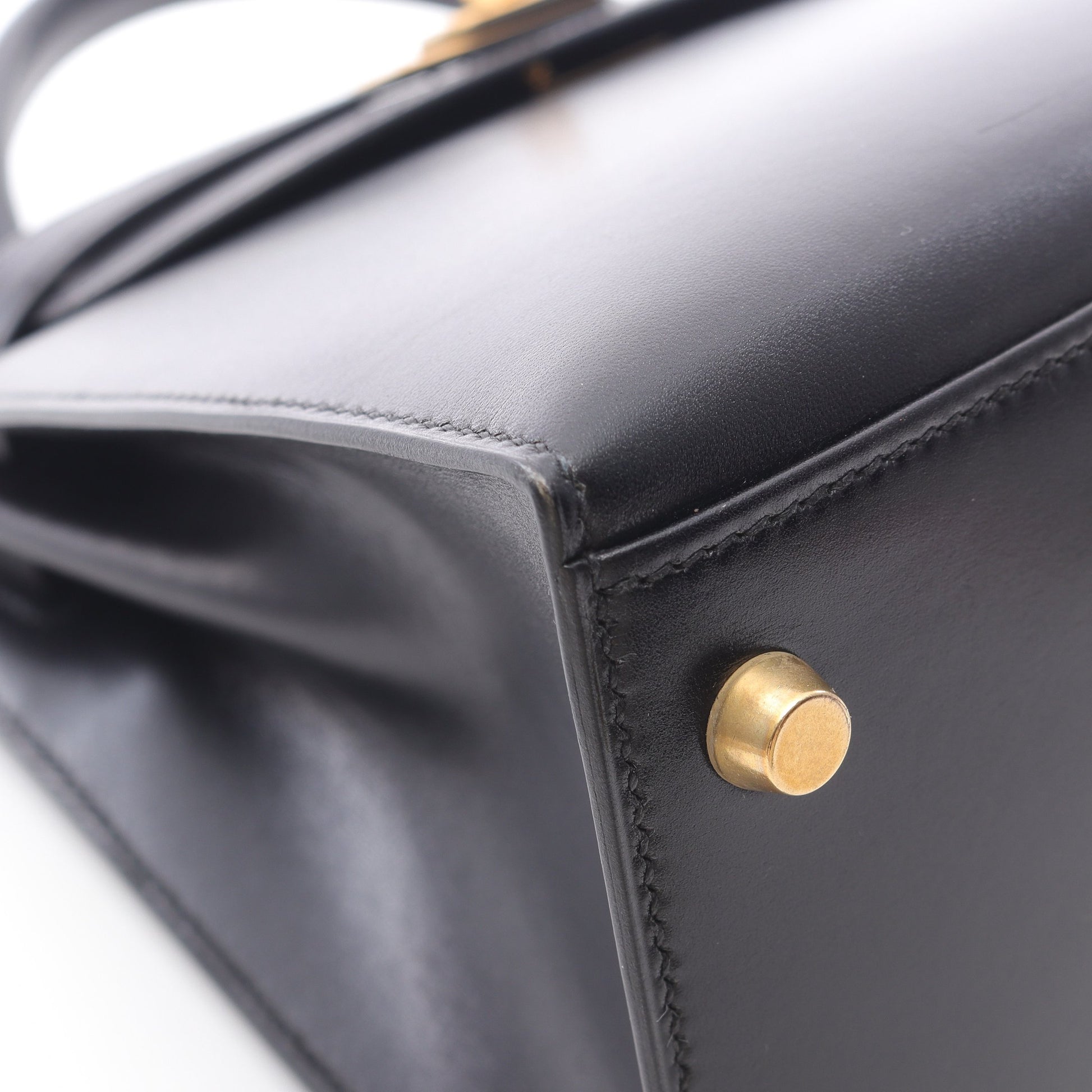 ケリー28 ハンドバッグ ボックスカーフ ブラック ゴールド金具 外縫い 2WAY ○A刻印 エルメス バッグ HERMES