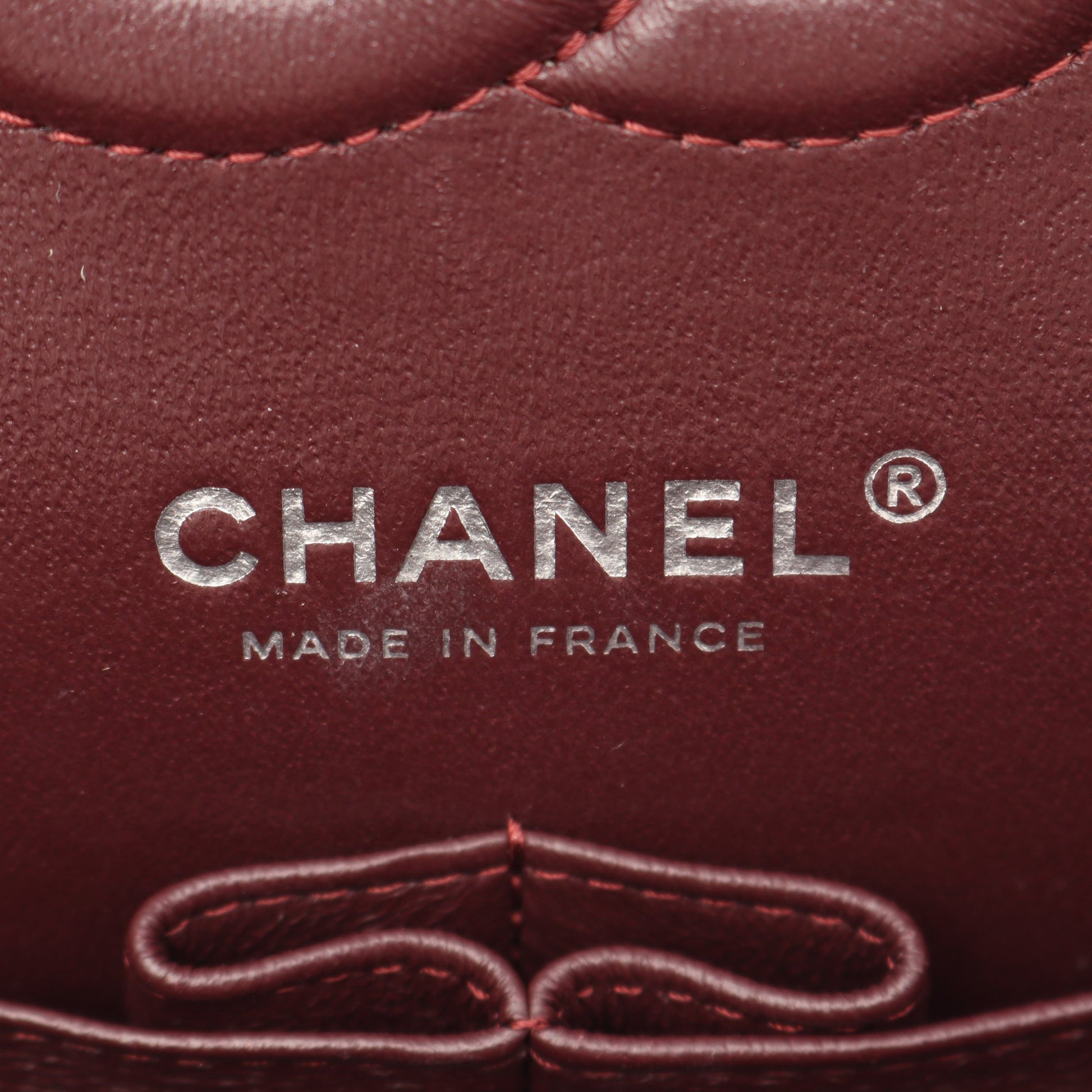 マトラッセ Wフラップ Wチェーンショルダーバッグ キャビアスキン ブラック シルバー金具 シャネル バッグ CHANEL