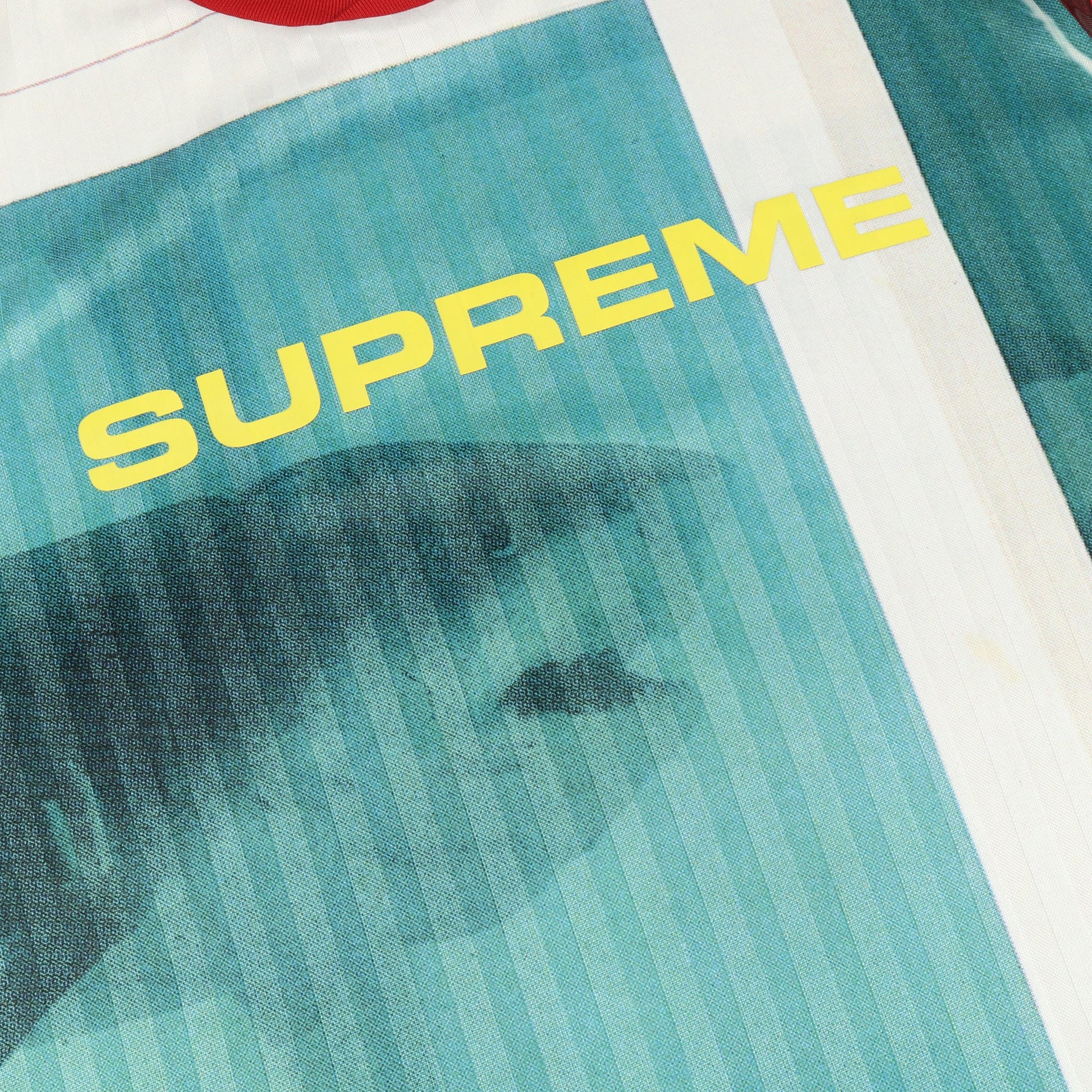 SUPREME × DAMIEN HIRST SOCCER JERSEY Tシャツ 鮫 ホワイト エメラルドグリーン レッド シュプリーム トップス Supreme