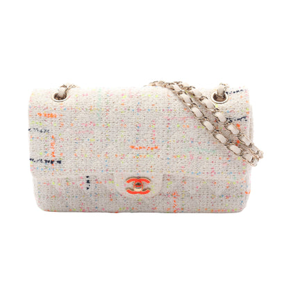 マトラッセ Wフラップ Wチェーンショルダーバッグ ツイード ホワイト マルチカラー ゴールド金具 シャネル バッグ CHANEL