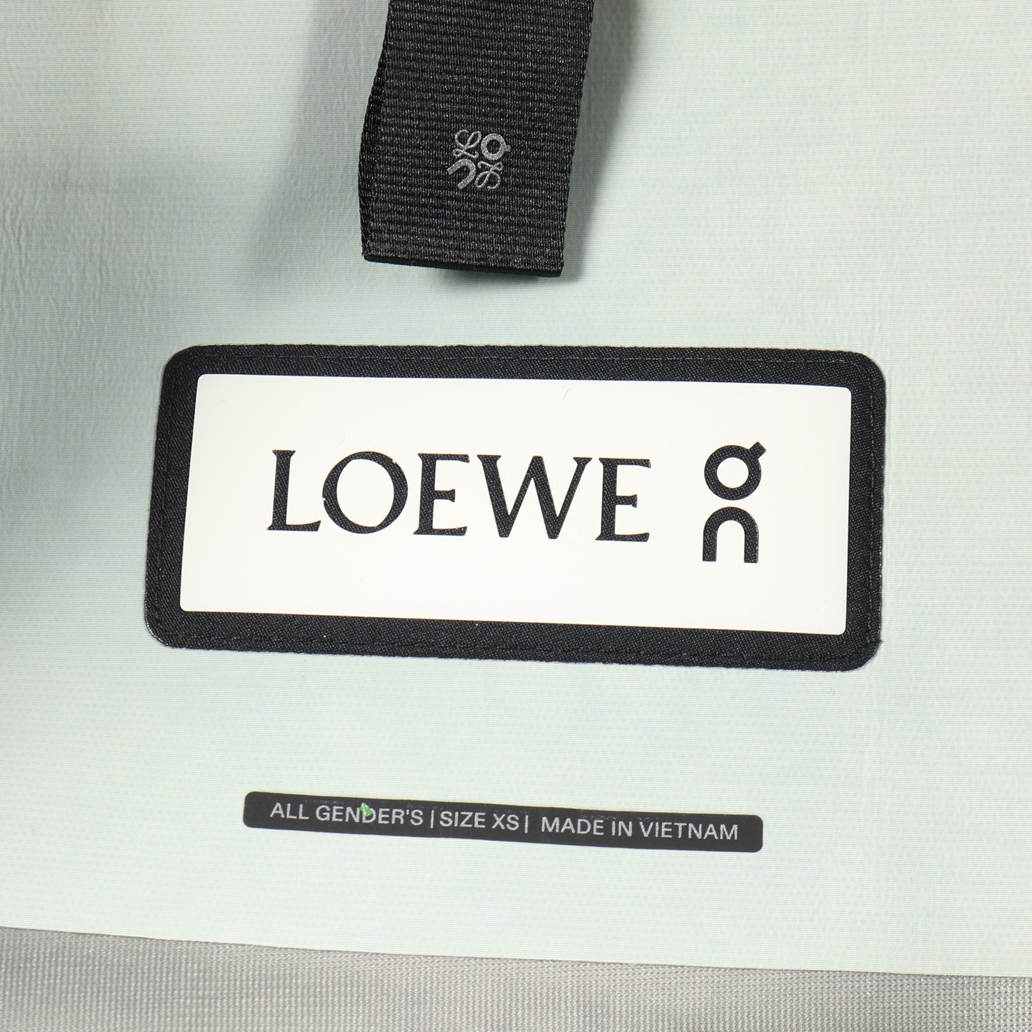 LOEWE × On Parka コート タイダイプリント ナイロン ライトグリーン フード付き ロエベ アウター LOEWE