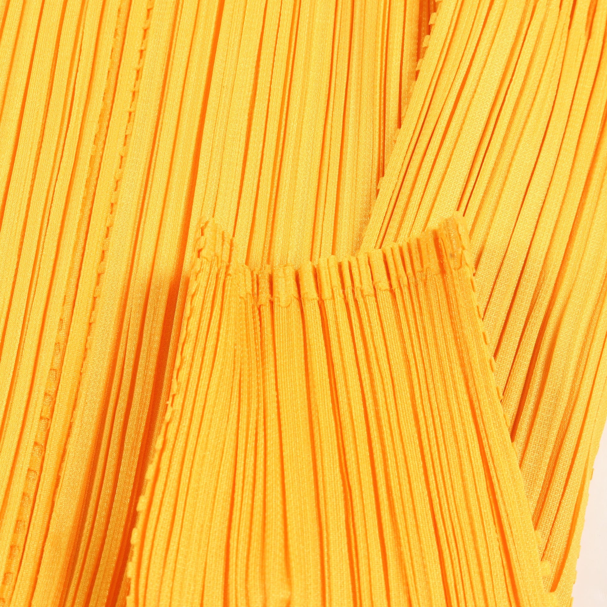 プリーツ カットソー ハイネック 長袖 イエロー プリーツプリーズ トップス PLEATS PLEASE