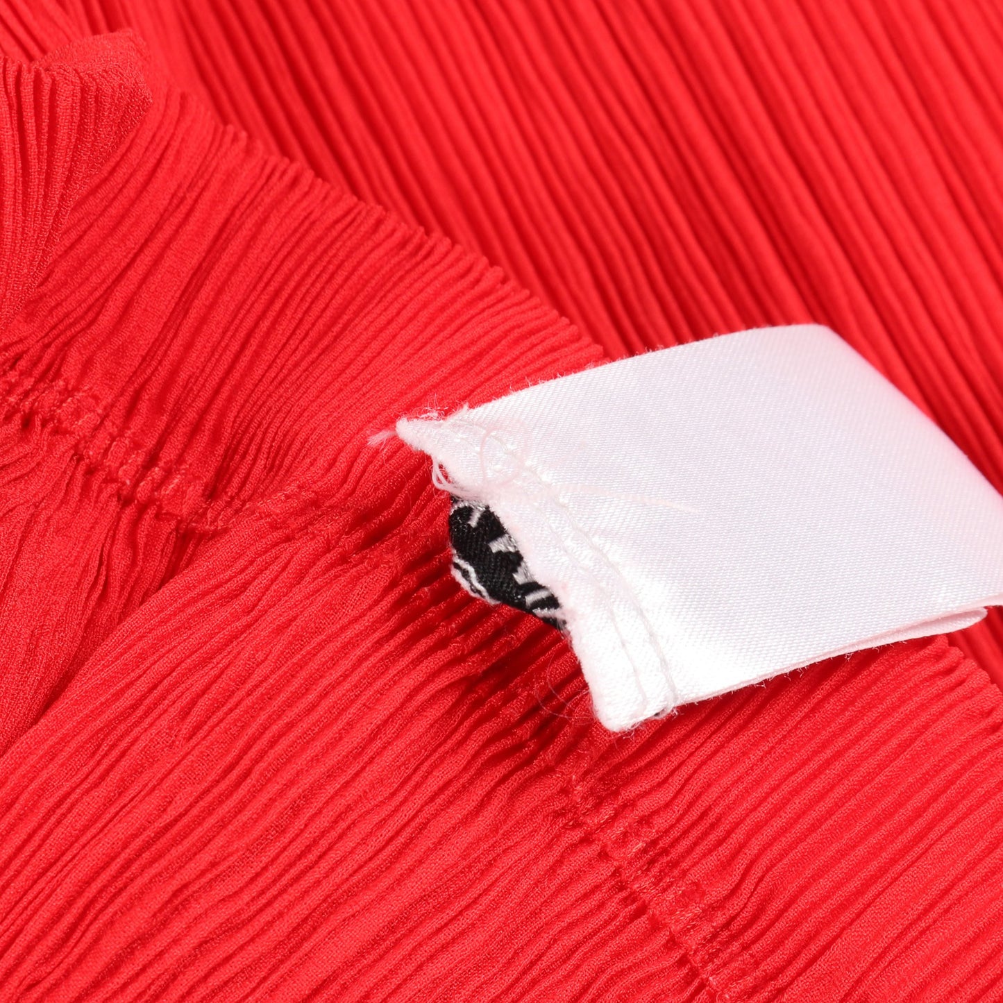 プリーツ スカート レッド イッセイミヤケ ボトムス ISSEY MIYAKE