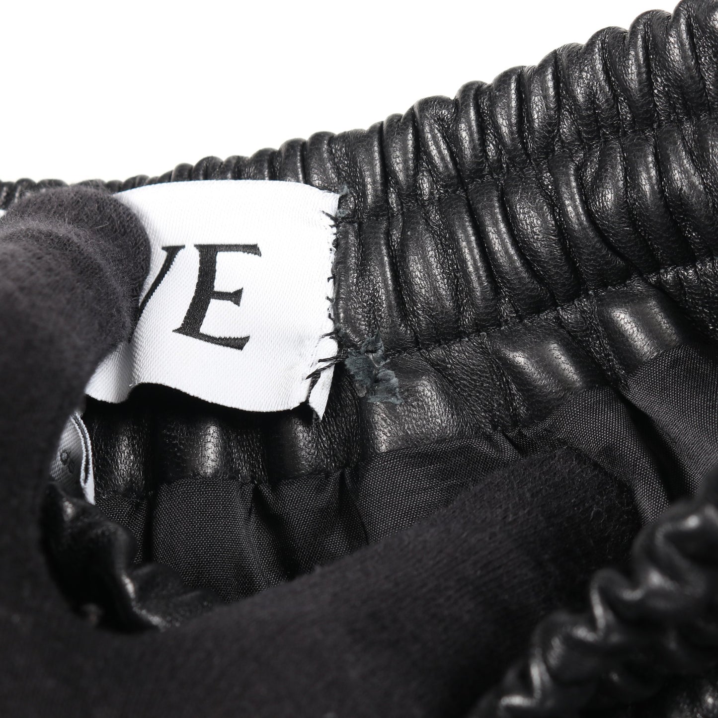 クロップド トラウザーズ パンツ レザー ブラック ロエベ ボトムス LOEWE