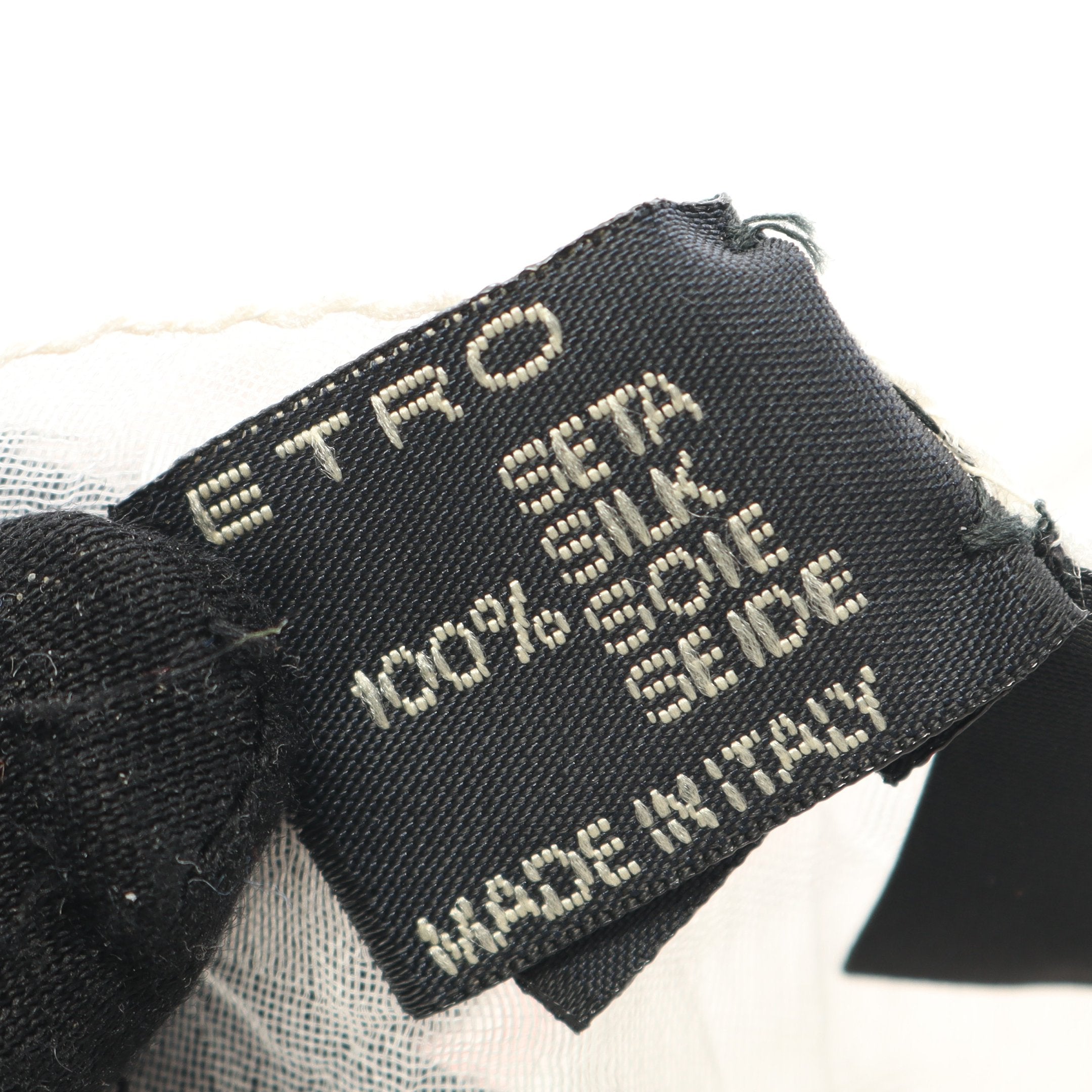 【極美品✨】ETRO シルクビスコース刺繍ストール ストール 刺繍 シルク ホワイト マルチカラー エトロ – RECLO