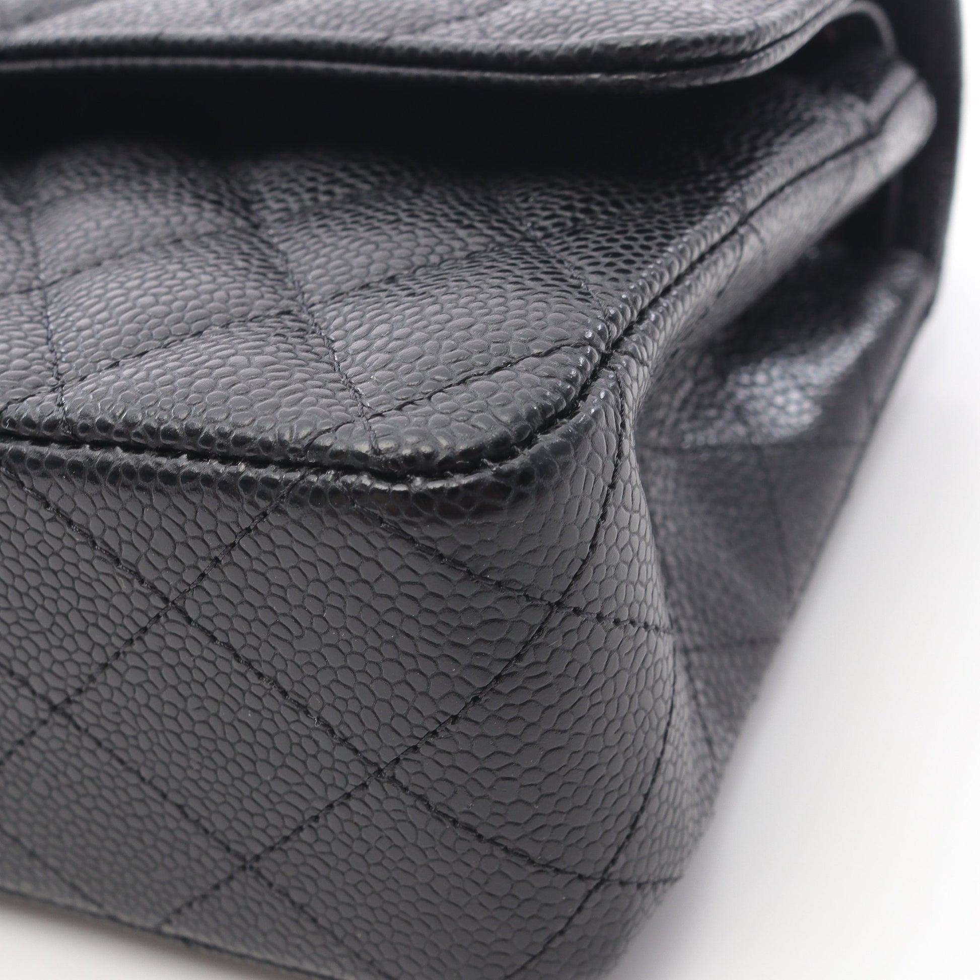 マトラッセ Wフラップ Wチェーンショルダーバッグ キャビアスキン ブラック シルバー金具 シャネル バッグ CHANEL
