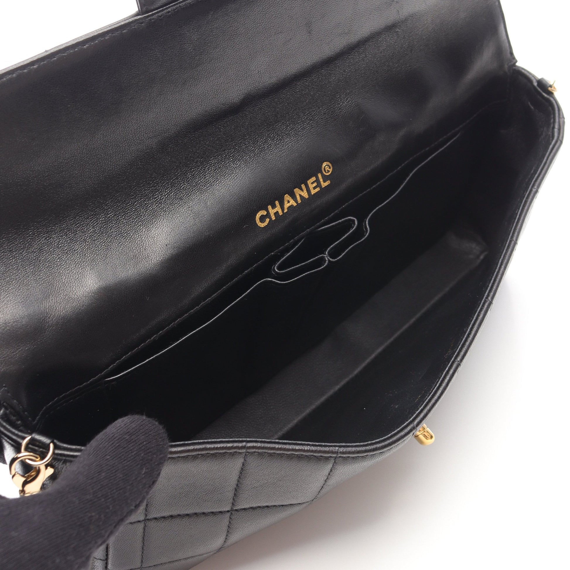 チョコバー チェーンショルダーバッグ ラムスキン ブラック ゴールド金具 シャネル バッグ CHANEL