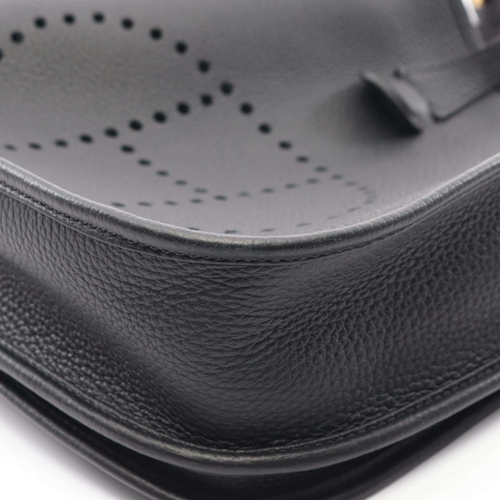 エヴリン 3 トロワ PM ショルダーバッグ トリヨンクレマンス ブラック ゴールド金具 B刻印 エルメス バッグ HERMES