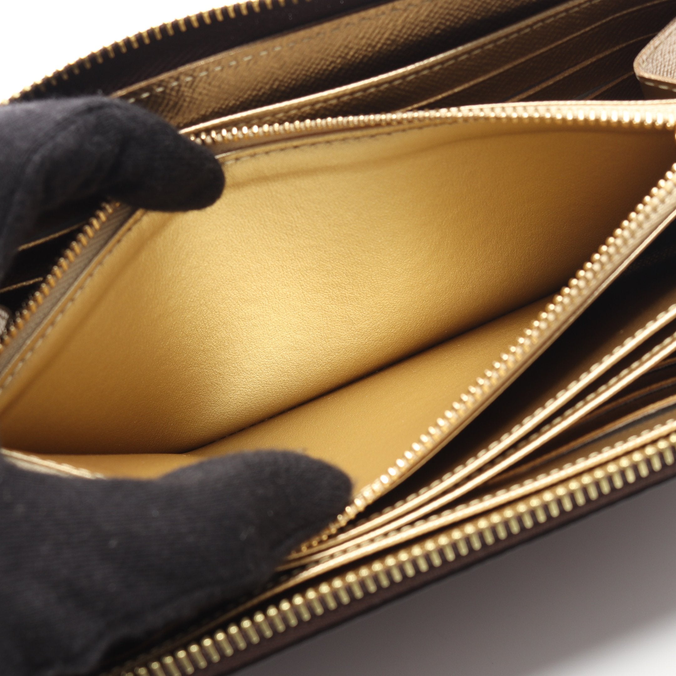 ジッピーウォレット モノグラム ラウンドファスナー長財布 PVC