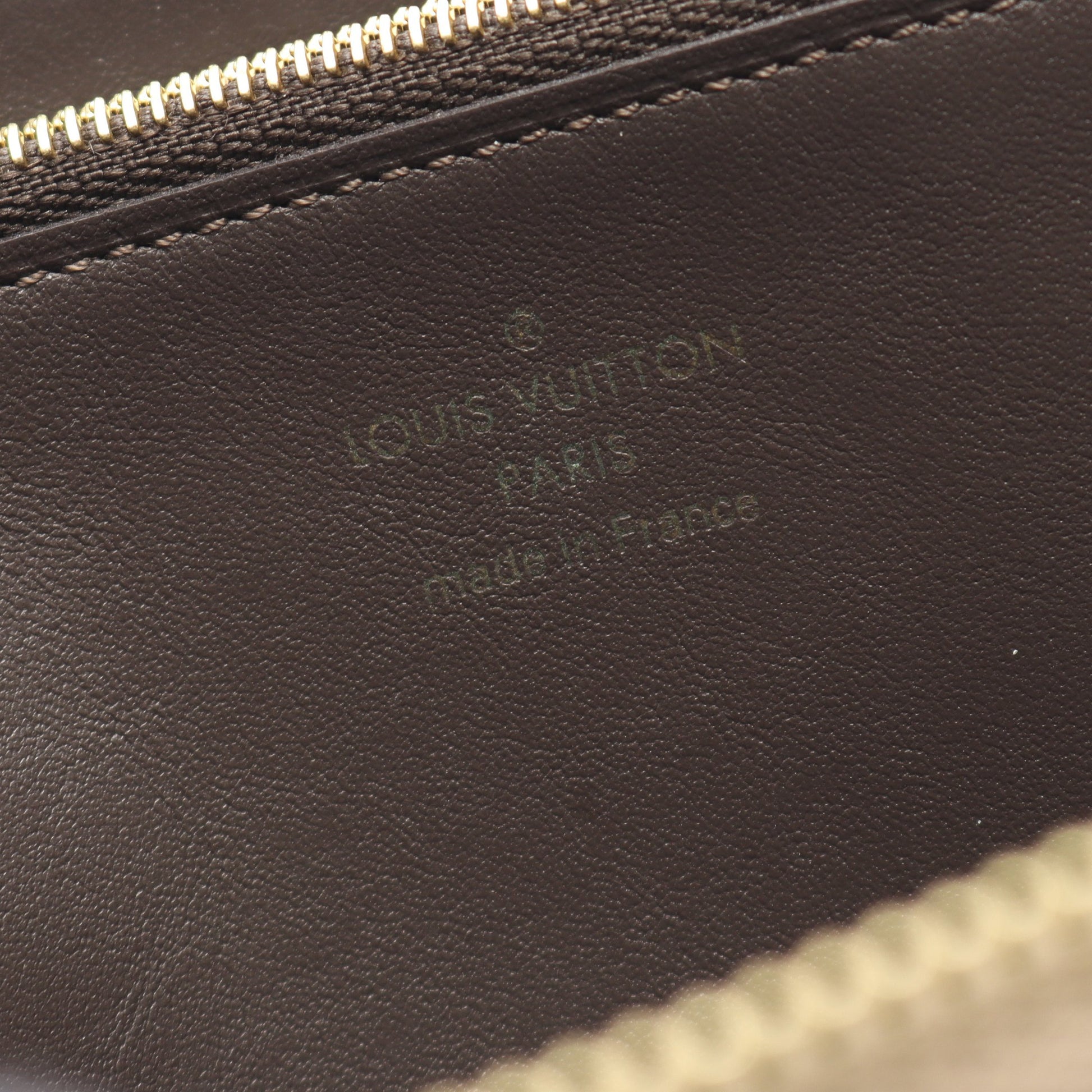 ポルトフォイユ コメット ガレ L字ファスナー長財布 トリヨンレザー グレーベージュ ルイヴィトン 財布・小物 LOUIS VUITTON