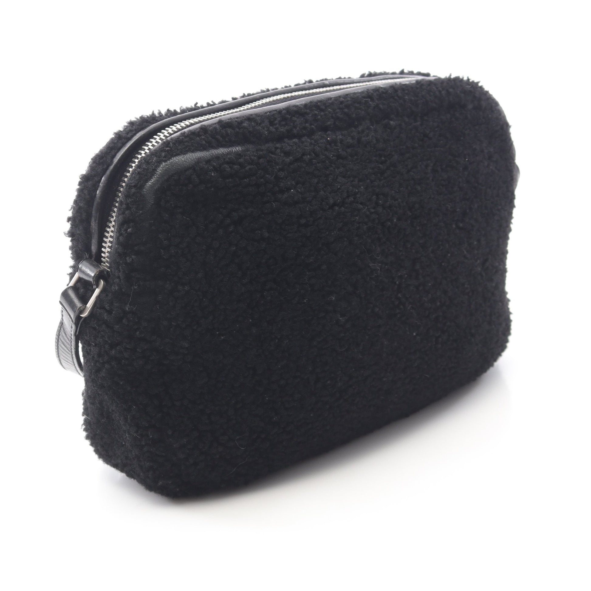 LOU CAMERA BAG ルー カメラバッグ ショルダーバッグ ボア レザー ブラック サンローランパリ バッグ SAINT LAURENT PARIS
