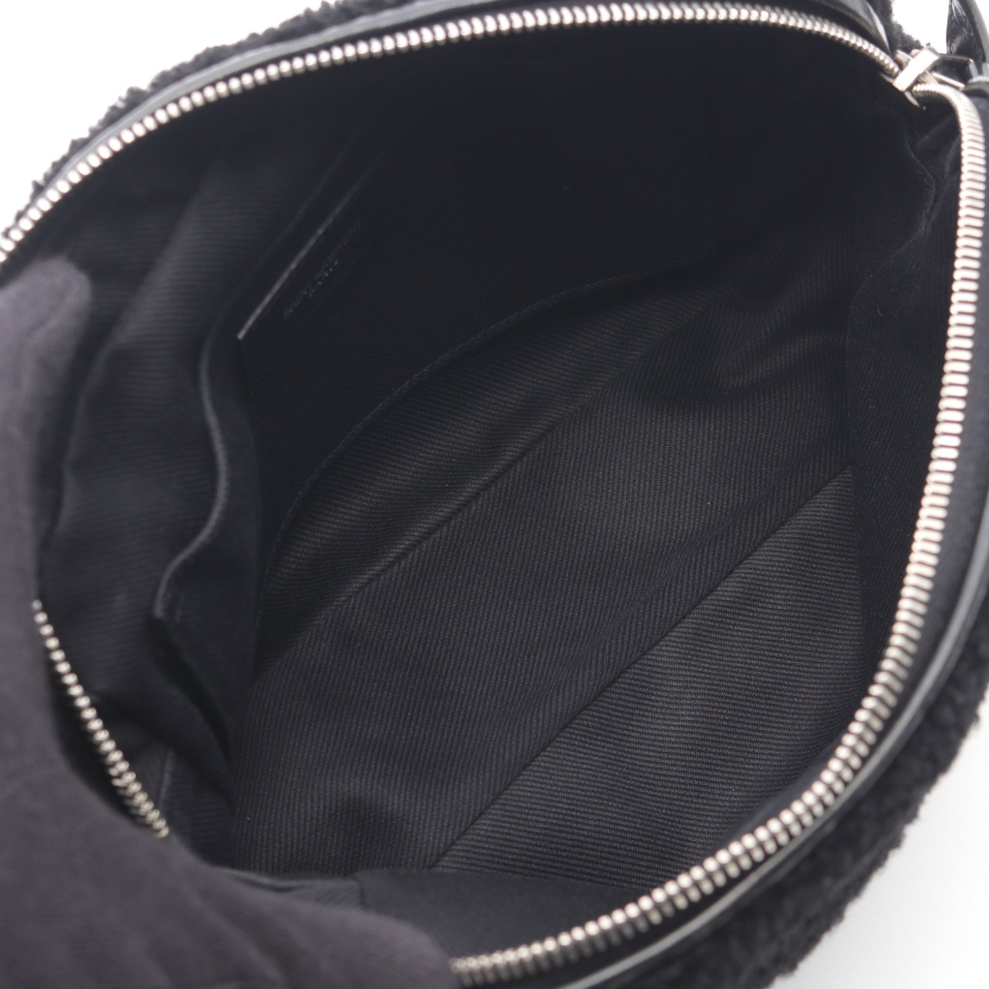 LOU CAMERA BAG ルー カメラバッグ ショルダーバッグ ボア レザー ブラック サンローランパリ バッグ SAINT LAURENT PARIS