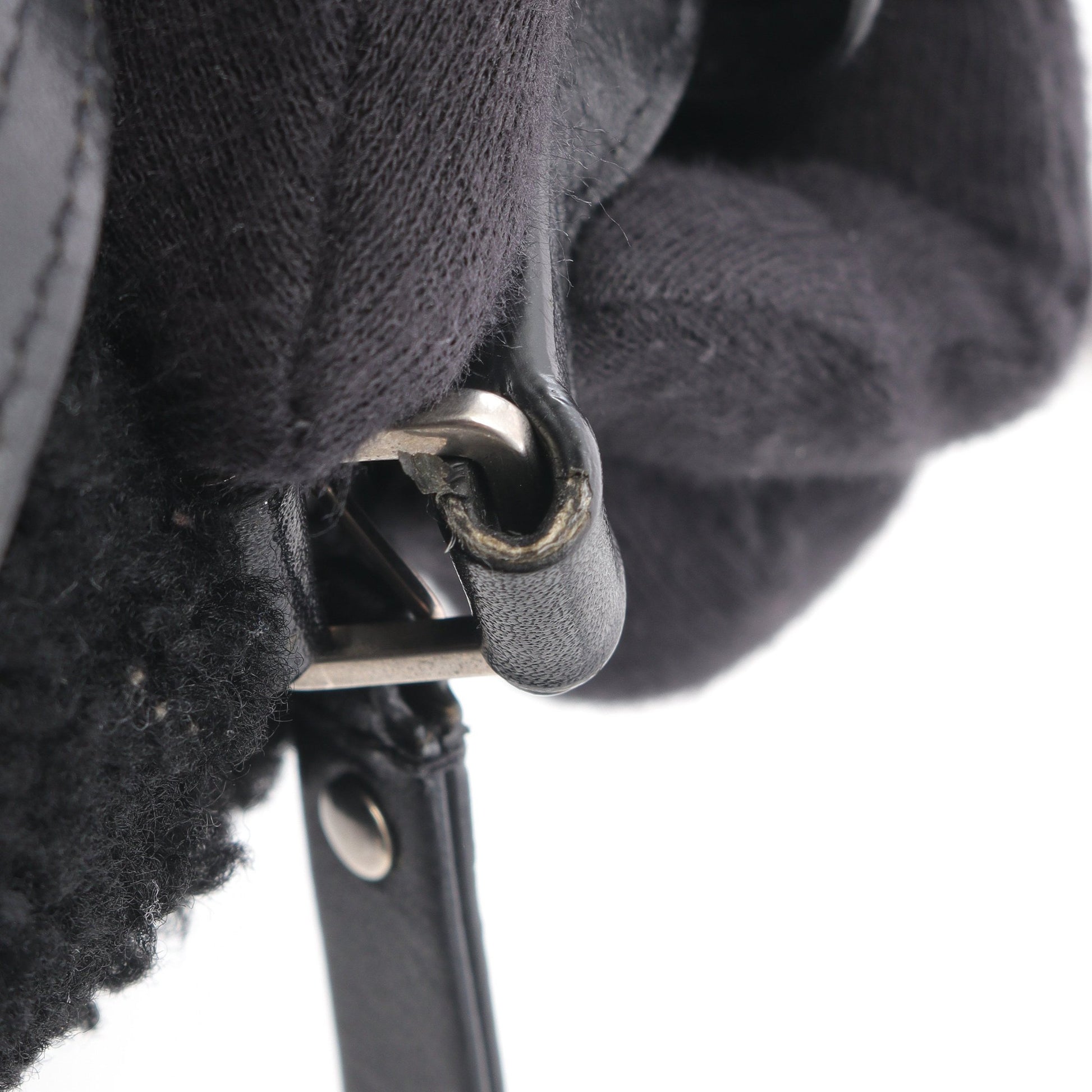 LOU CAMERA BAG ルー カメラバッグ ショルダーバッグ ボア レザー ブラック サンローランパリ バッグ SAINT LAURENT PARIS