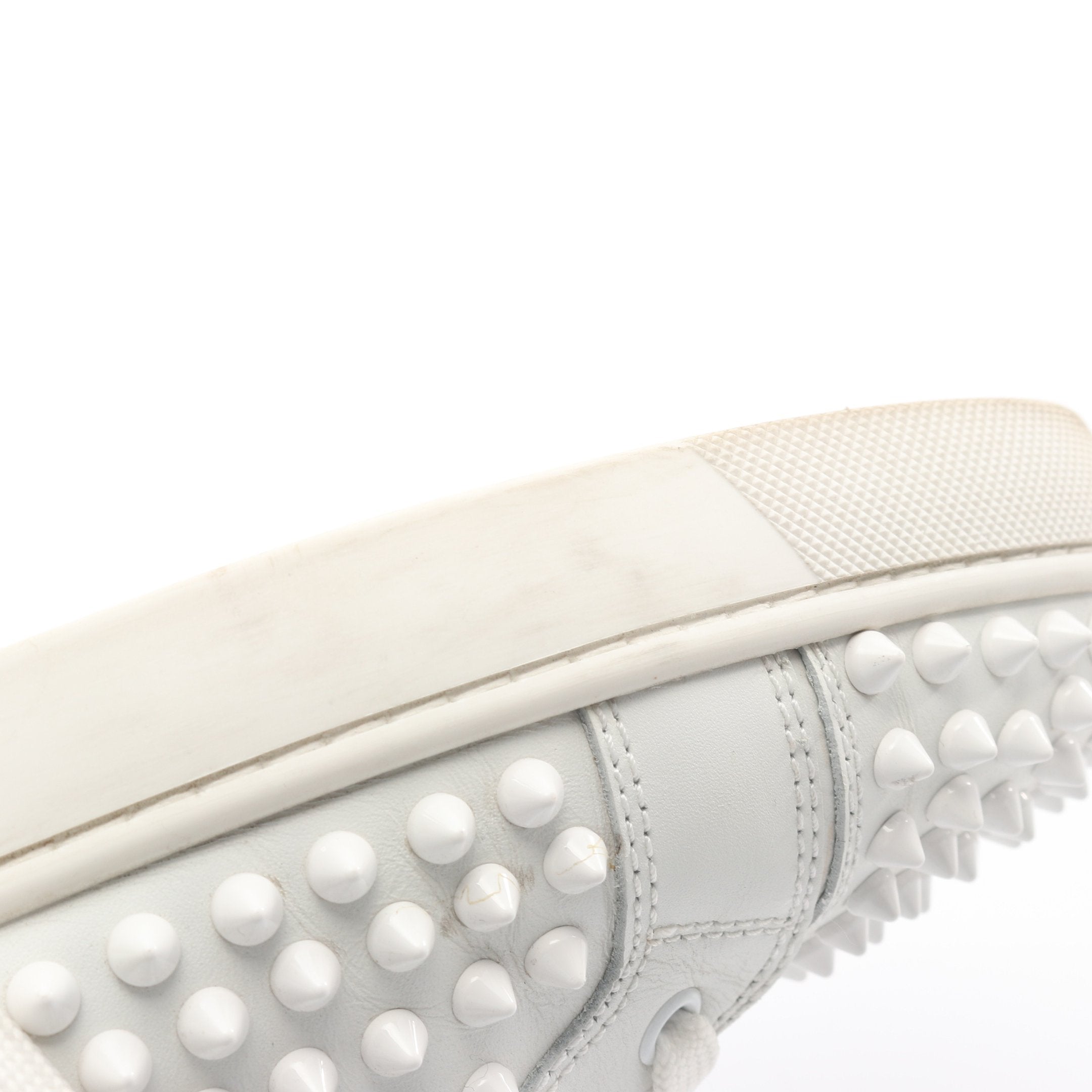 ハイカットスニーカー レザー ホワイト スパイクスタッズ クリスチャン