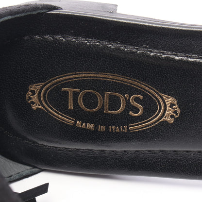 フリンジ付き サンダル スエード ブラック トッズ シューズ TOD'S