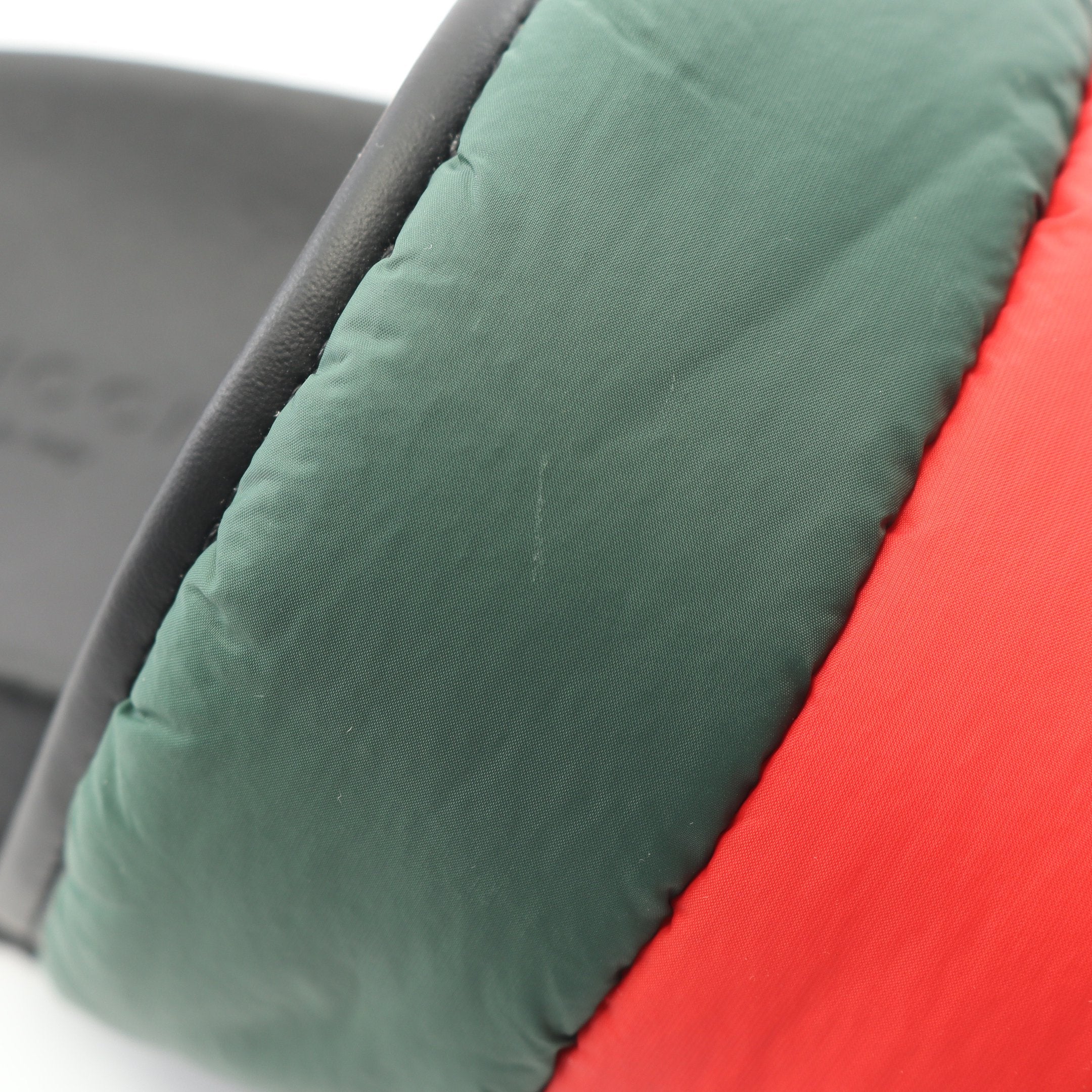 シェリーライン パデッド スライドサンダル ナイロン グリーン レッド