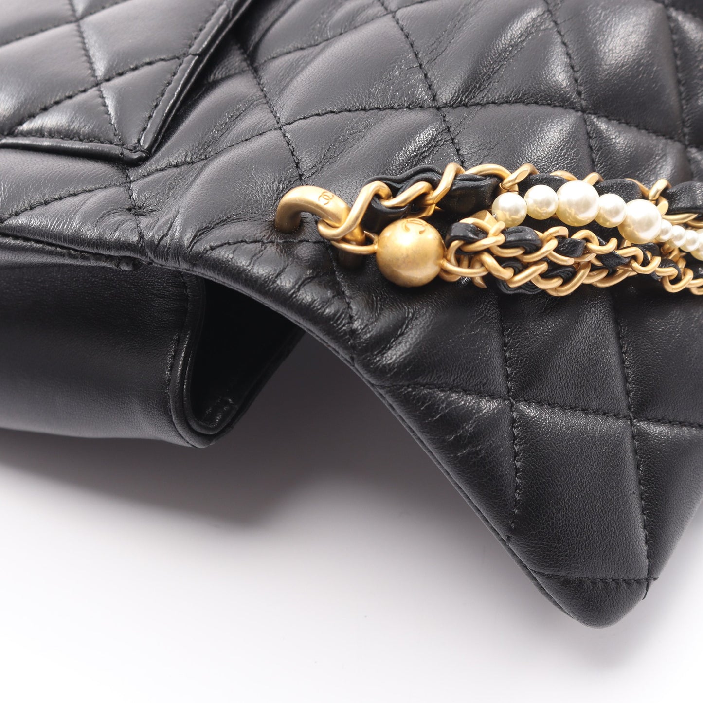 マトラッセ チェーンショルダーバッグ ラムスキン ブラック ゴールド金具 2WAY シャネル バッグ CHANEL