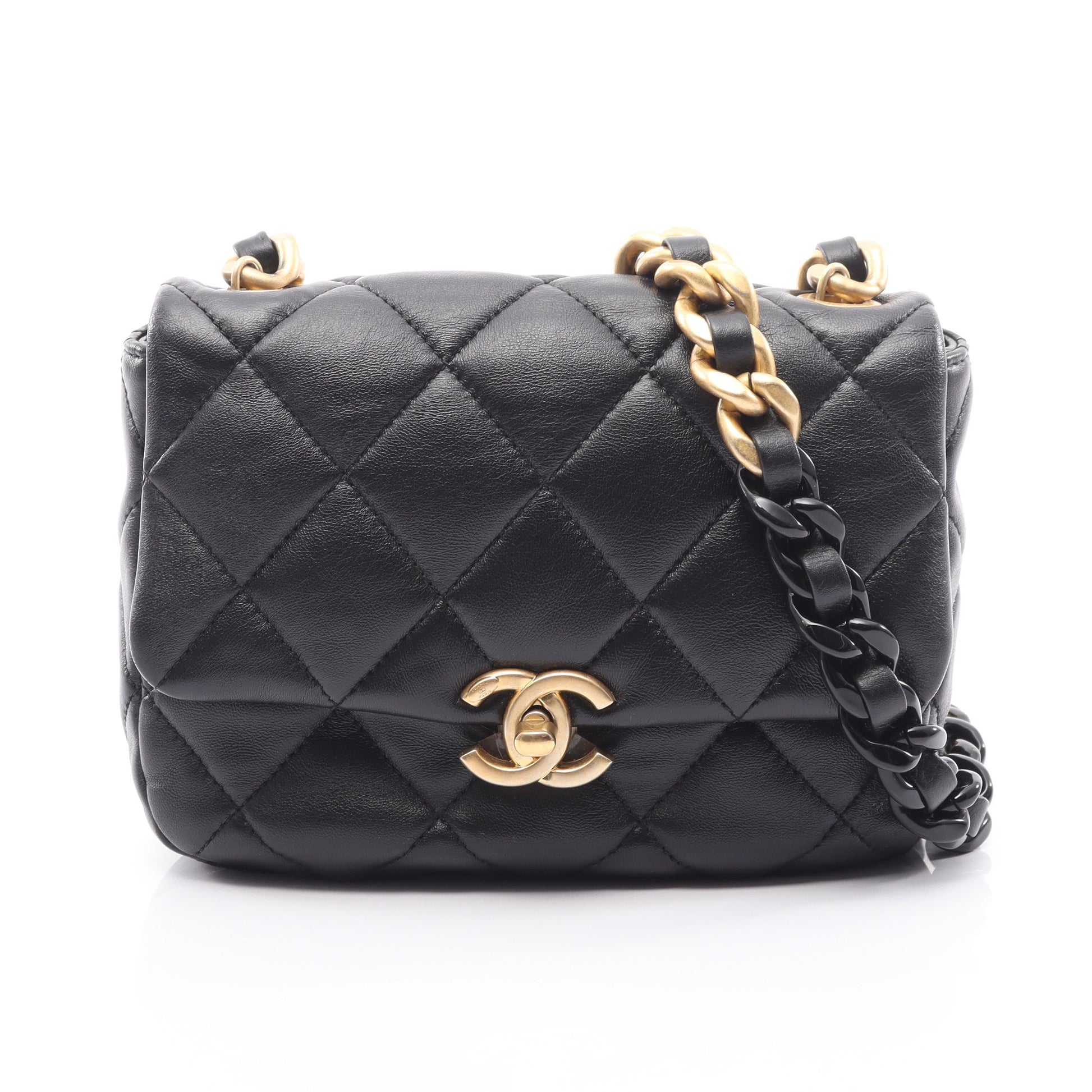 マトラッセ チェーンショルダーバッグ ラムスキン ブラック コンビ金具 シャネル バッグ CHANEL