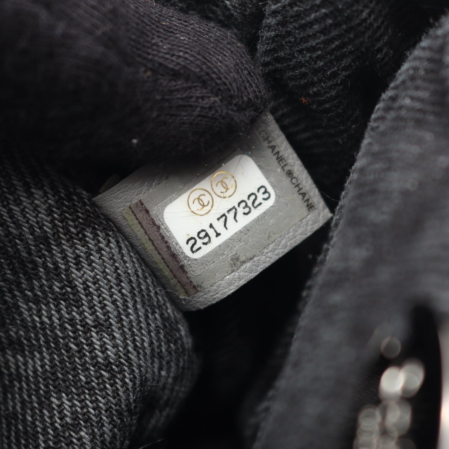 マトラッセ チェーンショルダーバッグ デニム ダークグレー シルバー金具 シャネル バッグ CHANEL