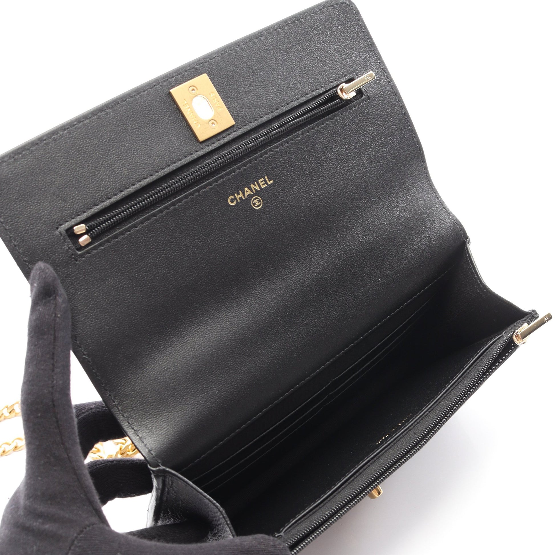 マトラッセ チェーンショルダーバッグ キャビアスキン ブラック ゴールド金具 シャネル バッグ CHANEL