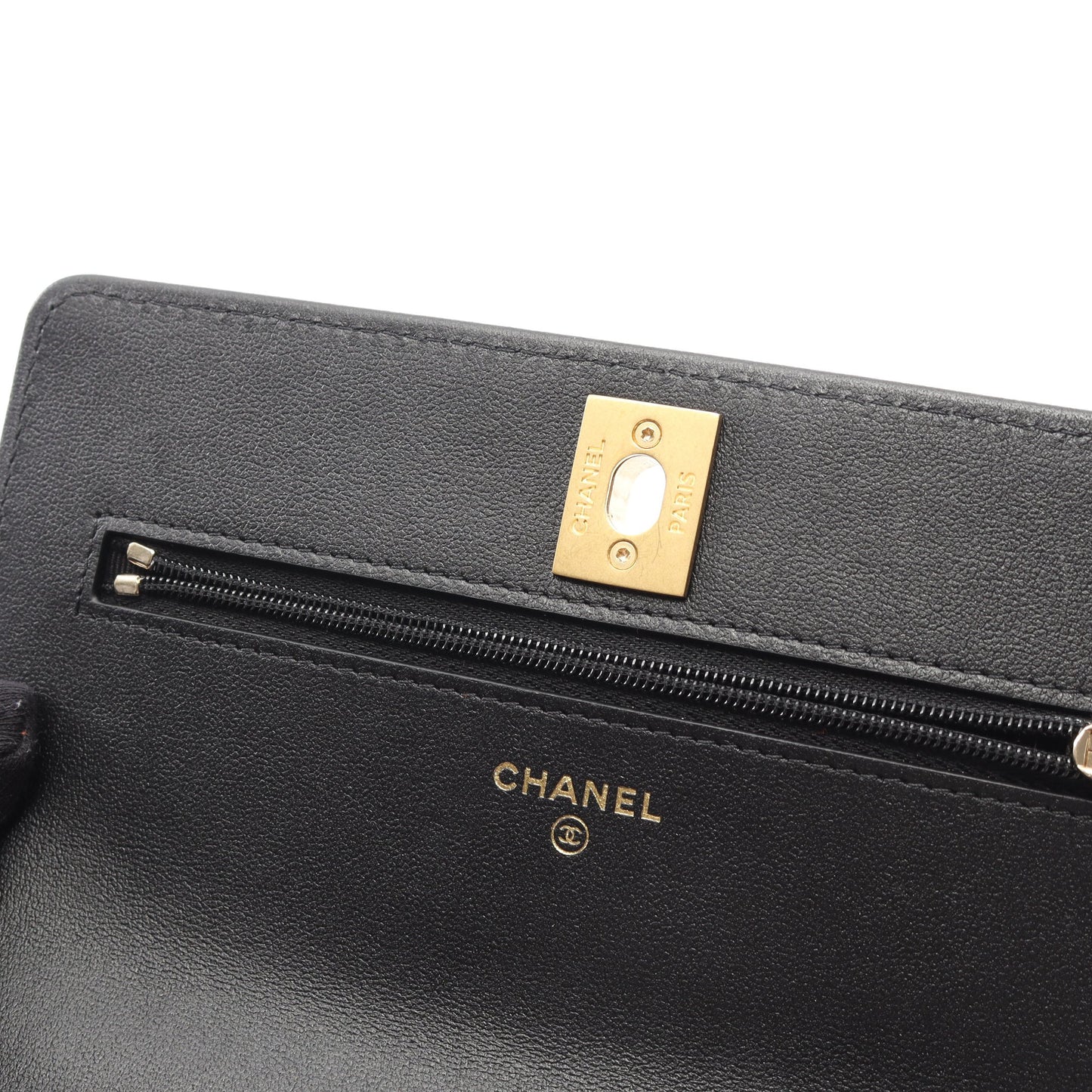 マトラッセ チェーンショルダーバッグ キャビアスキン ブラック ゴールド金具 シャネル バッグ CHANEL