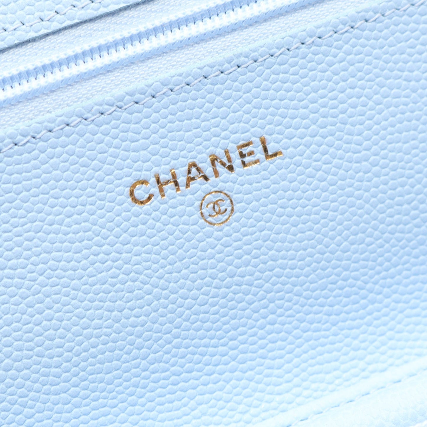 マトラッセ チェーンウォレット キャビアスキン ライトブルー ゴールド金具 シャネル バッグ CHANEL