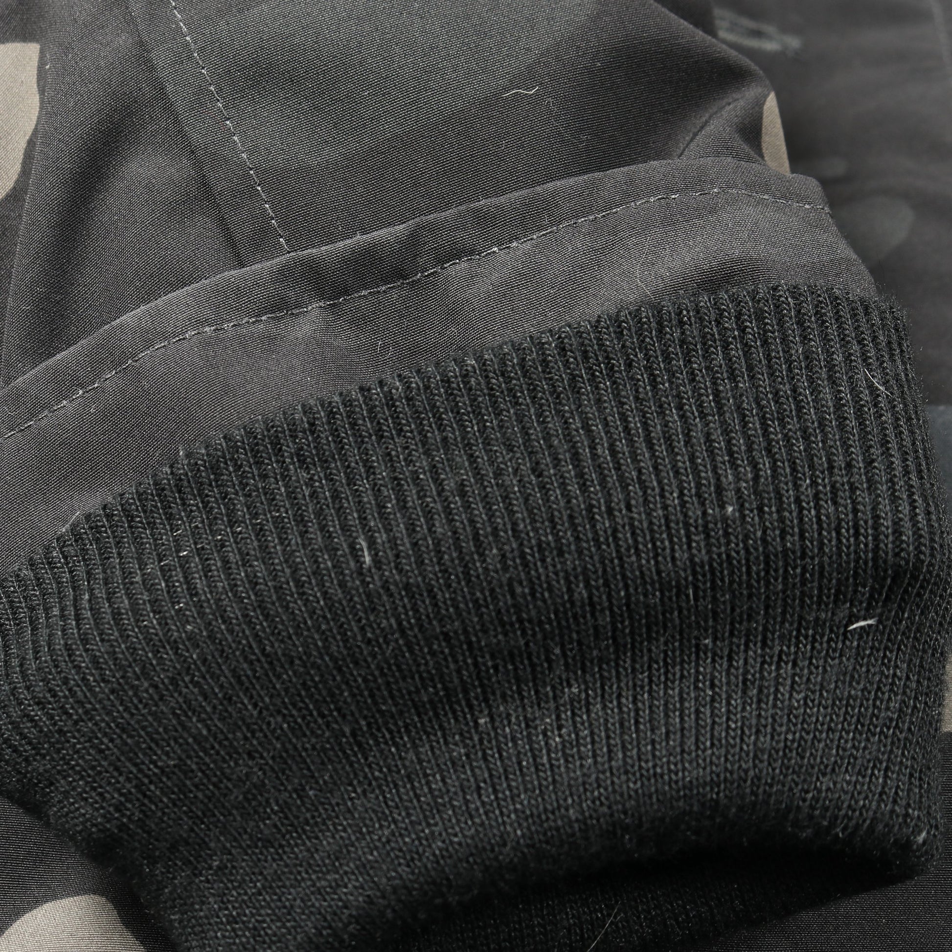 CHATEAU PARKA BLACK LABEL シャトー パーカー ダウンジャケット カモフラージュ コットン ブラック マルチカラー フード付き カナダグース アウター CANADA GOOSE