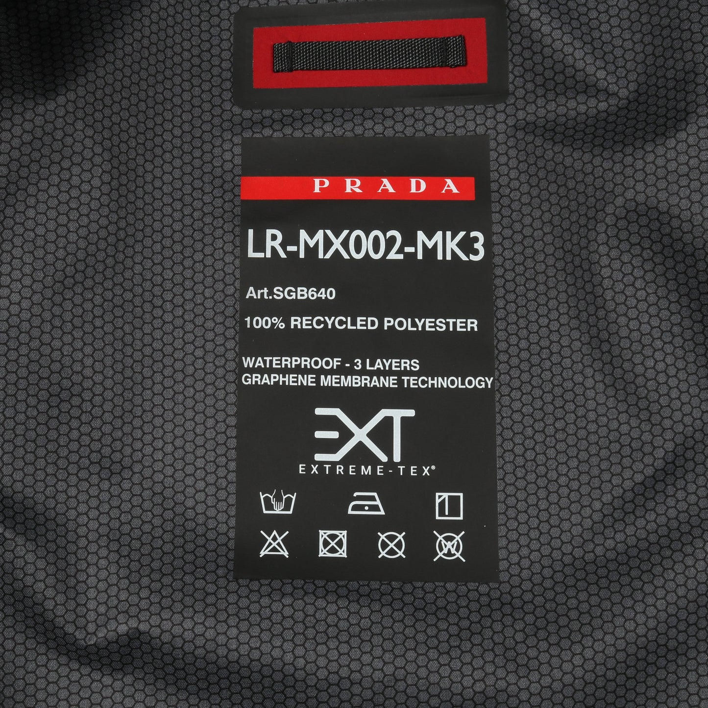 Extreme-Tex Windbreaker マウンテンパーカー レッド プラダ アウター PRADA