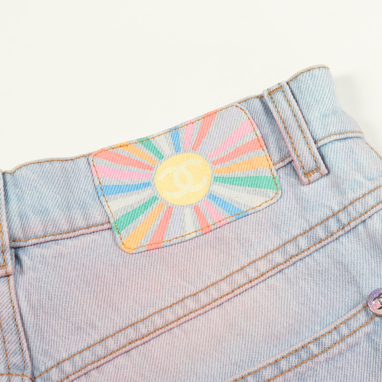 ココマークボタン グラデーション デニムパンツ ワイドパンツ コットン ライトブルー ピンク シャネル