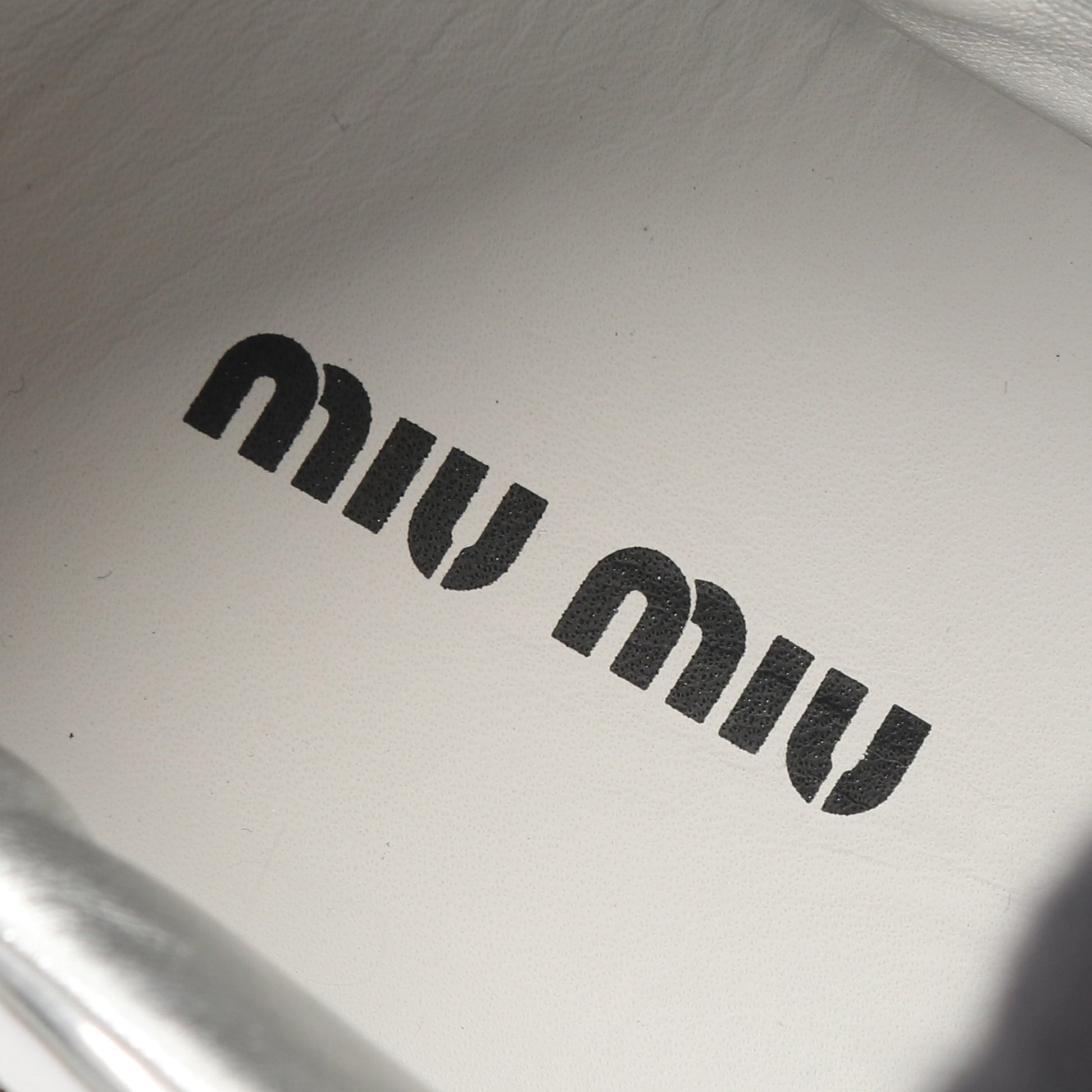 メタリック スニーカー ファブリック シルバー ミュウミュウ シューズ miu miu