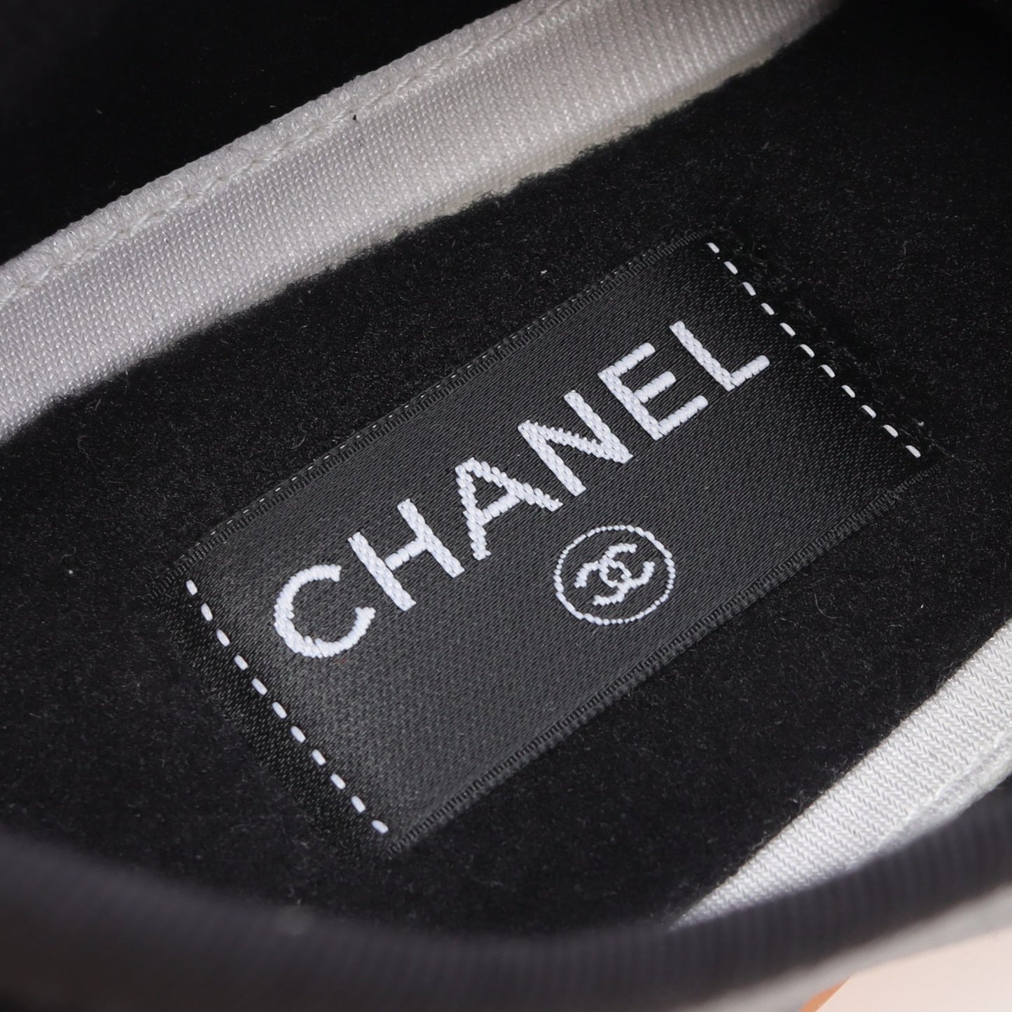 ココマーク スニーカー レザー スエード ブラック シャネル シューズ CHANEL